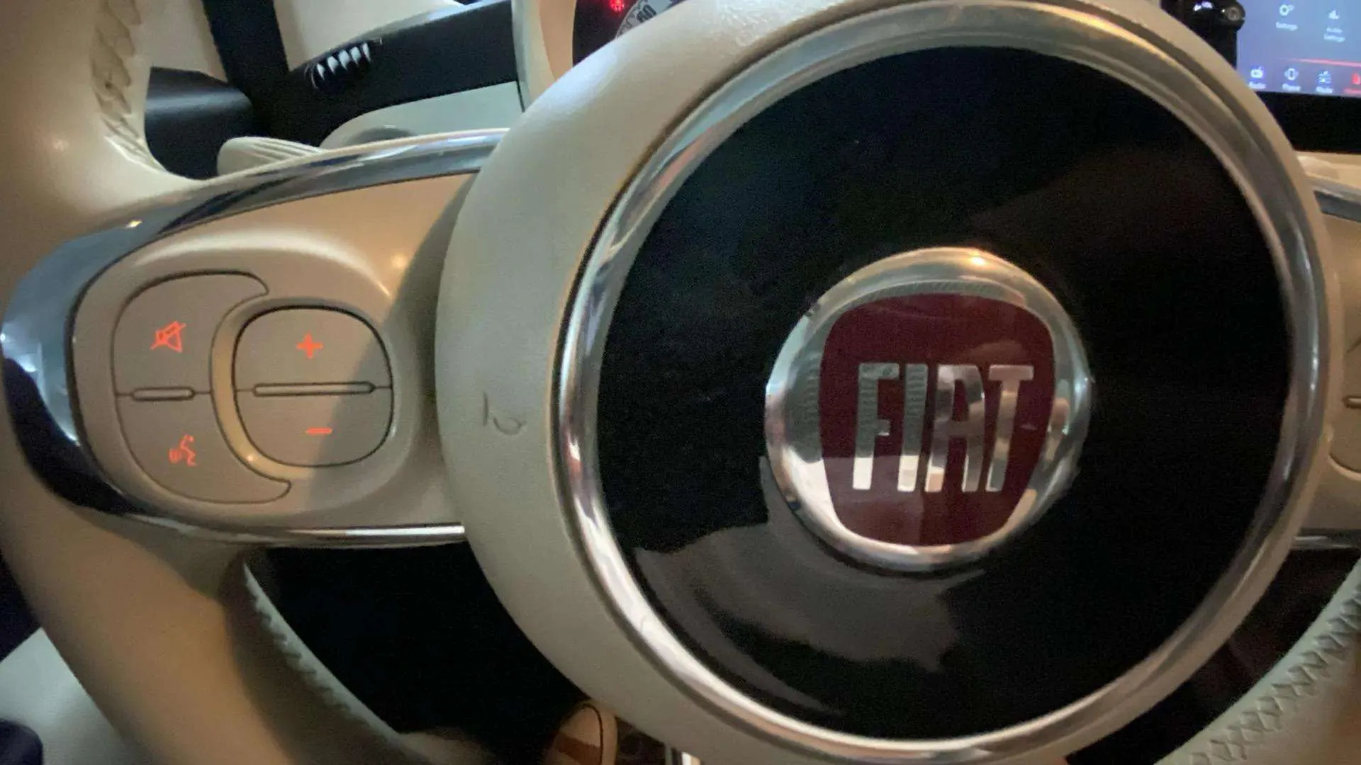 Fiat 500 Dolcevita 1.0 Hybrid - foto 11