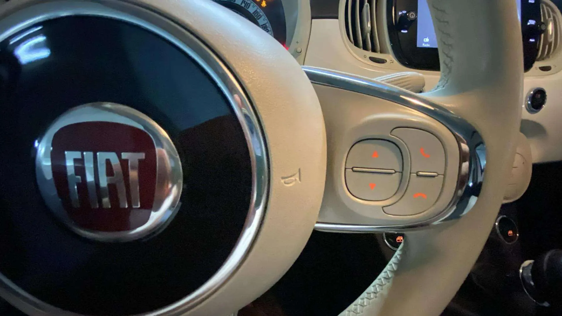 Fiat 500 Dolcevita 1.0 Hybrid - foto 12