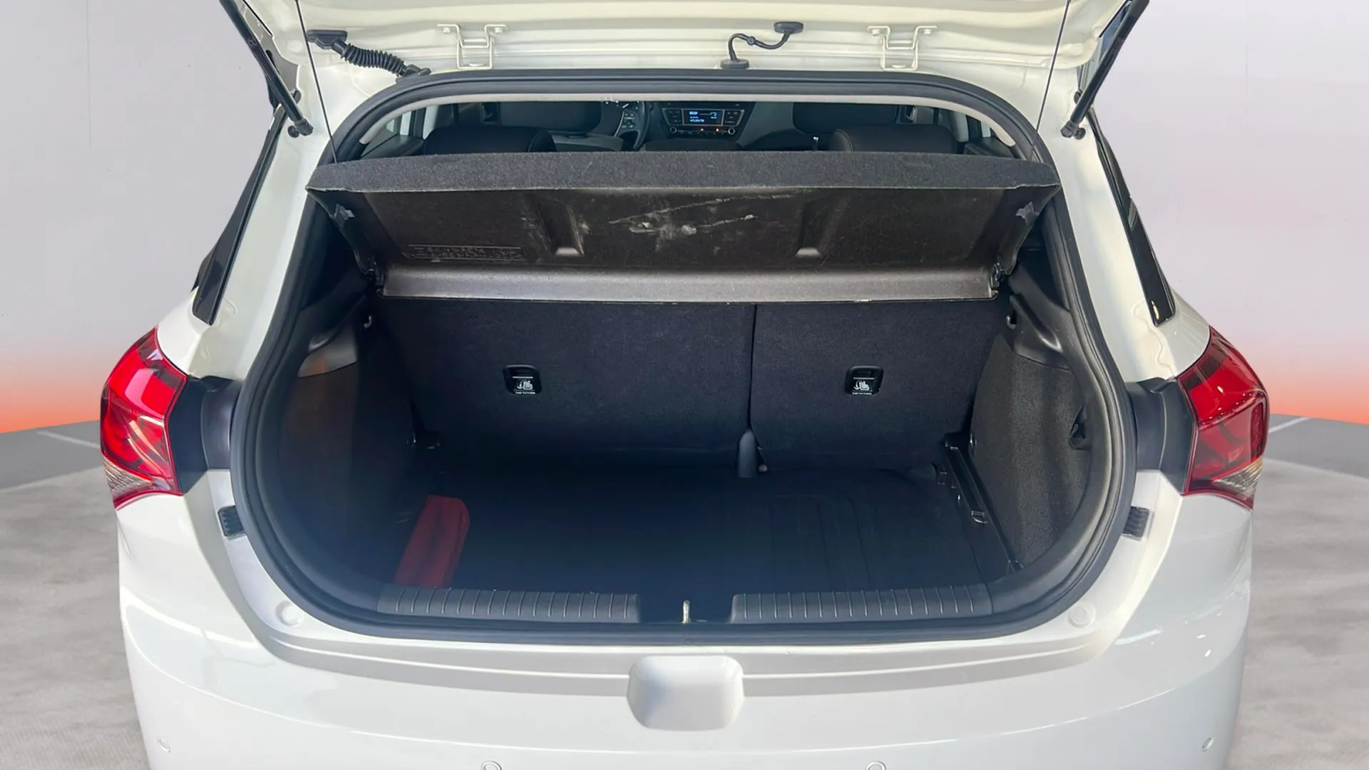 Hyundai i20 1.2 MPI Essence - foto 19