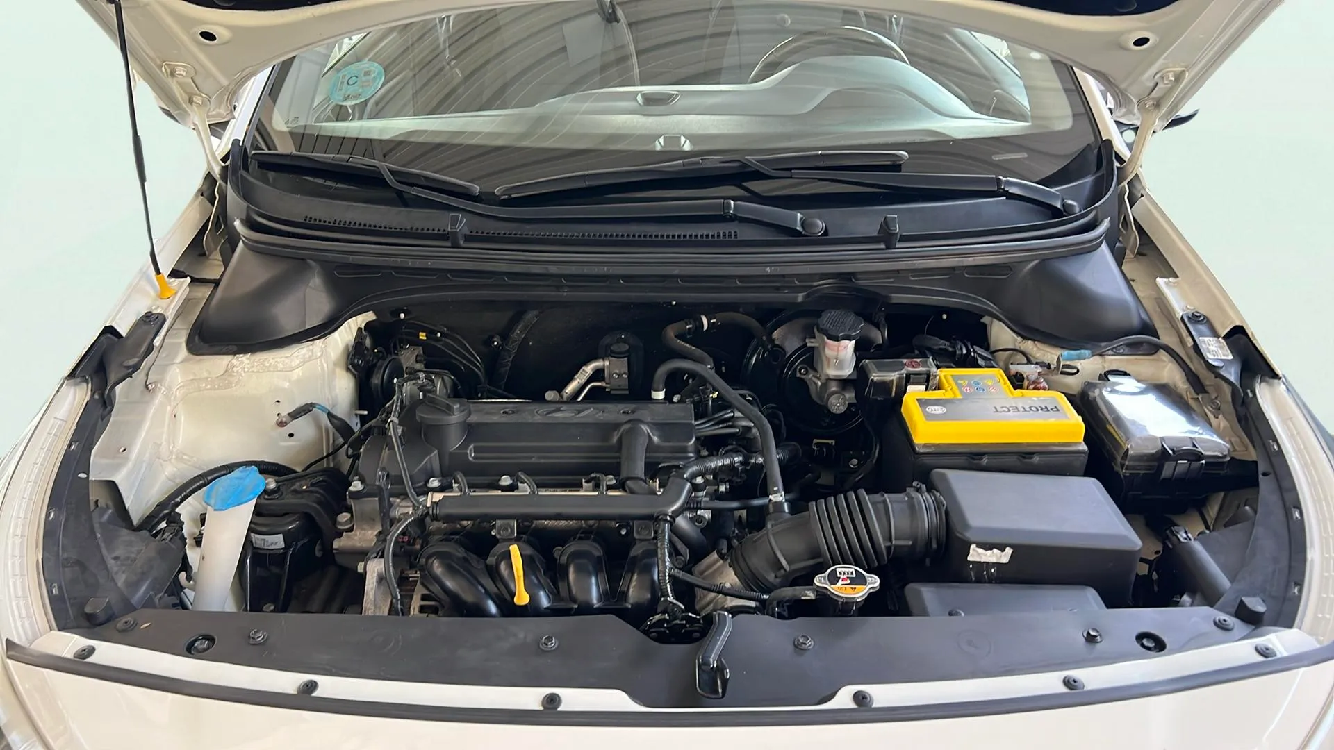 Hyundai i20 1.2 MPI Essence - foto 9