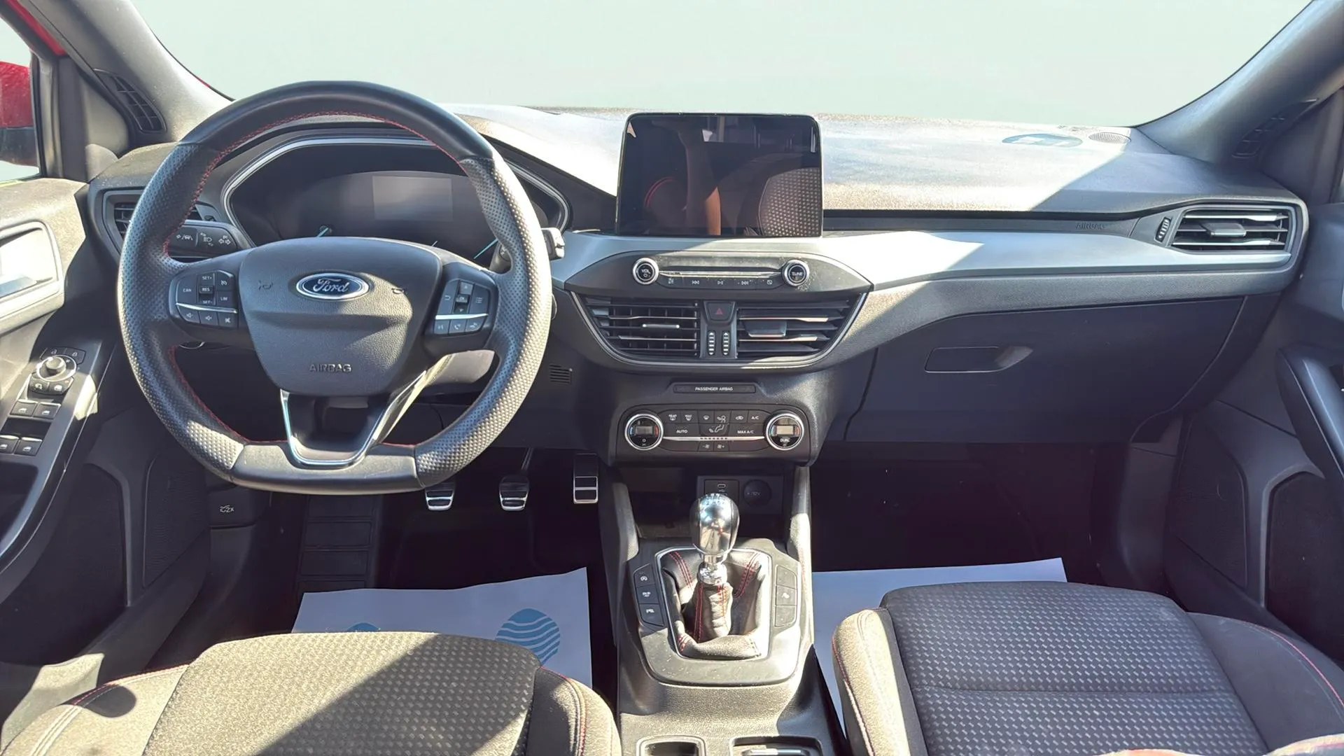 Ford Focus 1.0 EcoBoost ST-Line X - foto 11