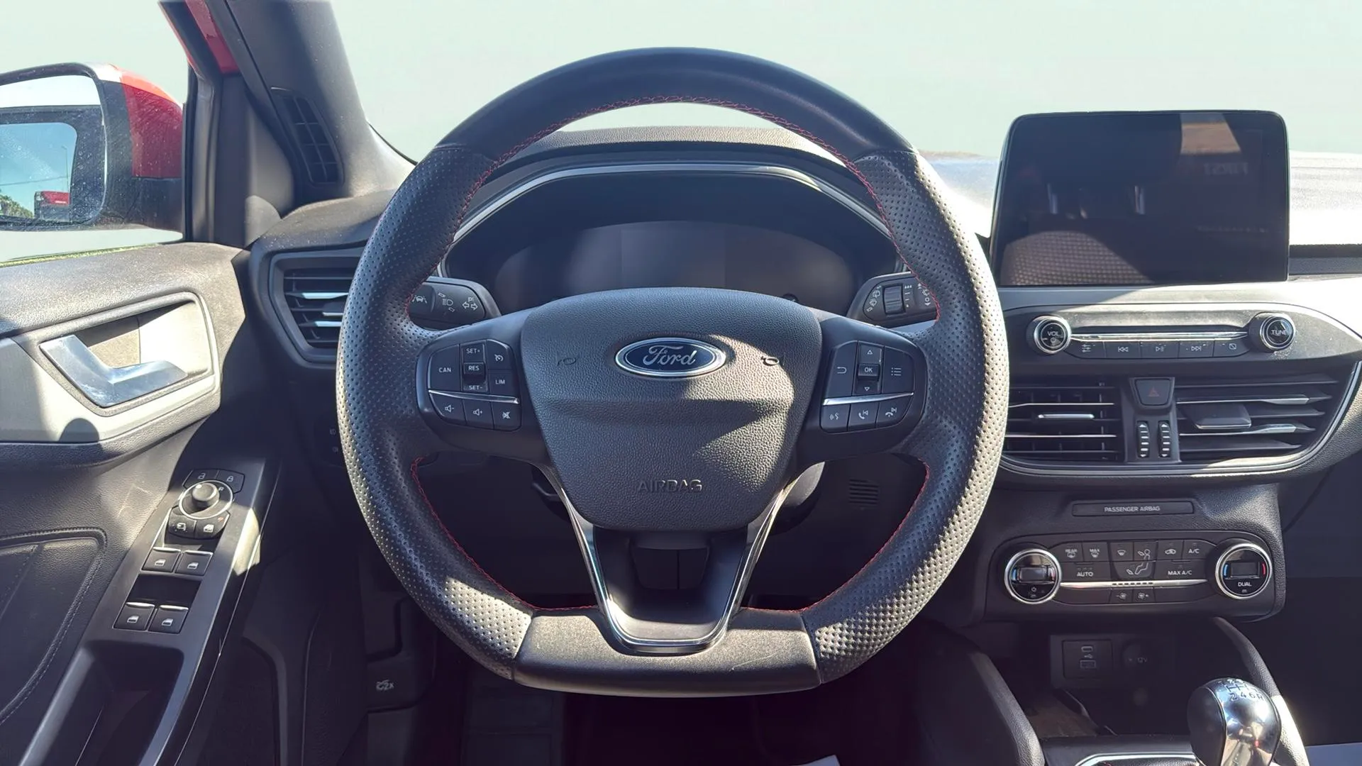 Ford Focus 1.0 EcoBoost ST-Line X - foto 12