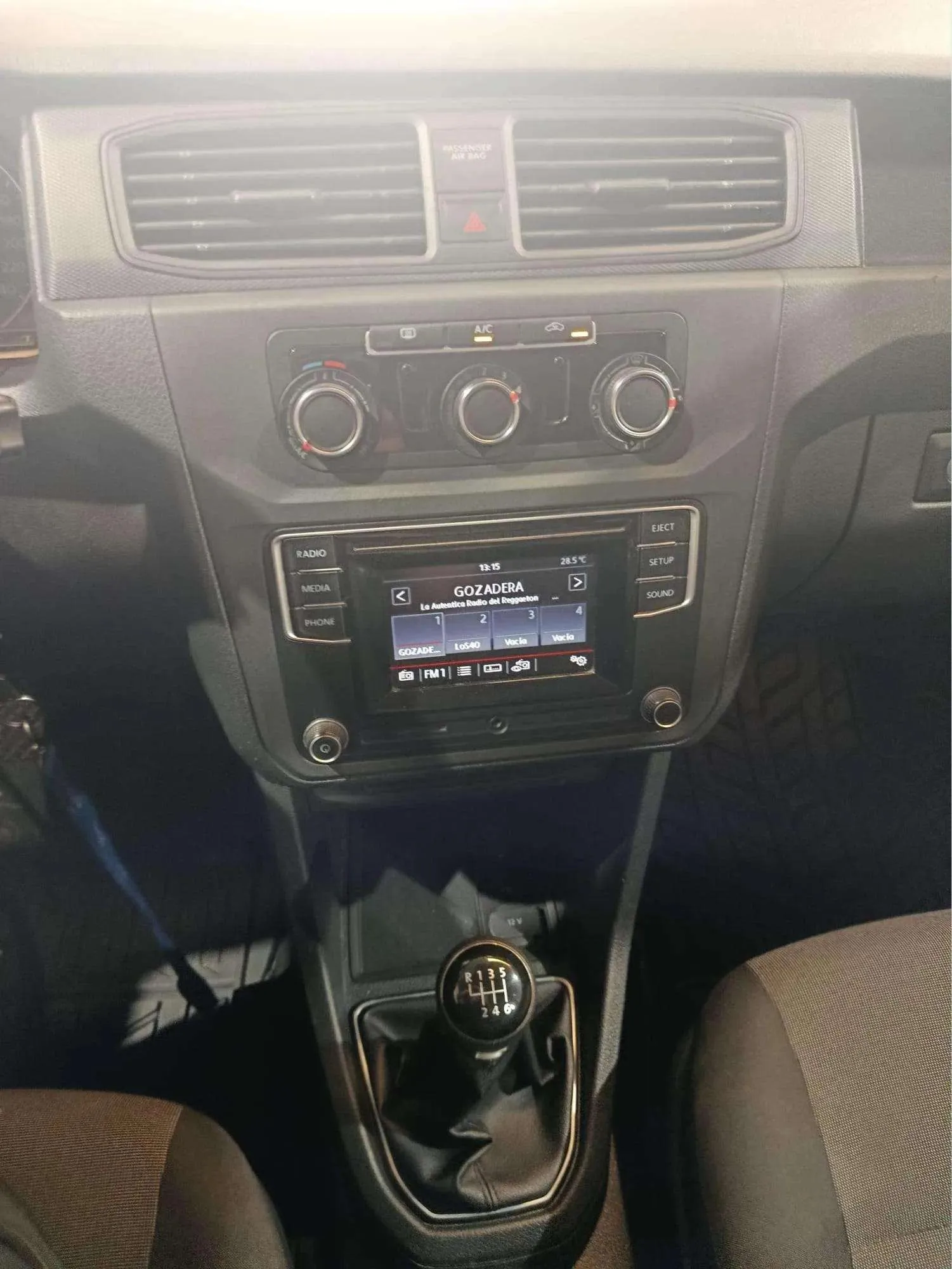 Volkswagen Caddy Trendline 2.0 TDI SCR 4MO BMT - foto 19