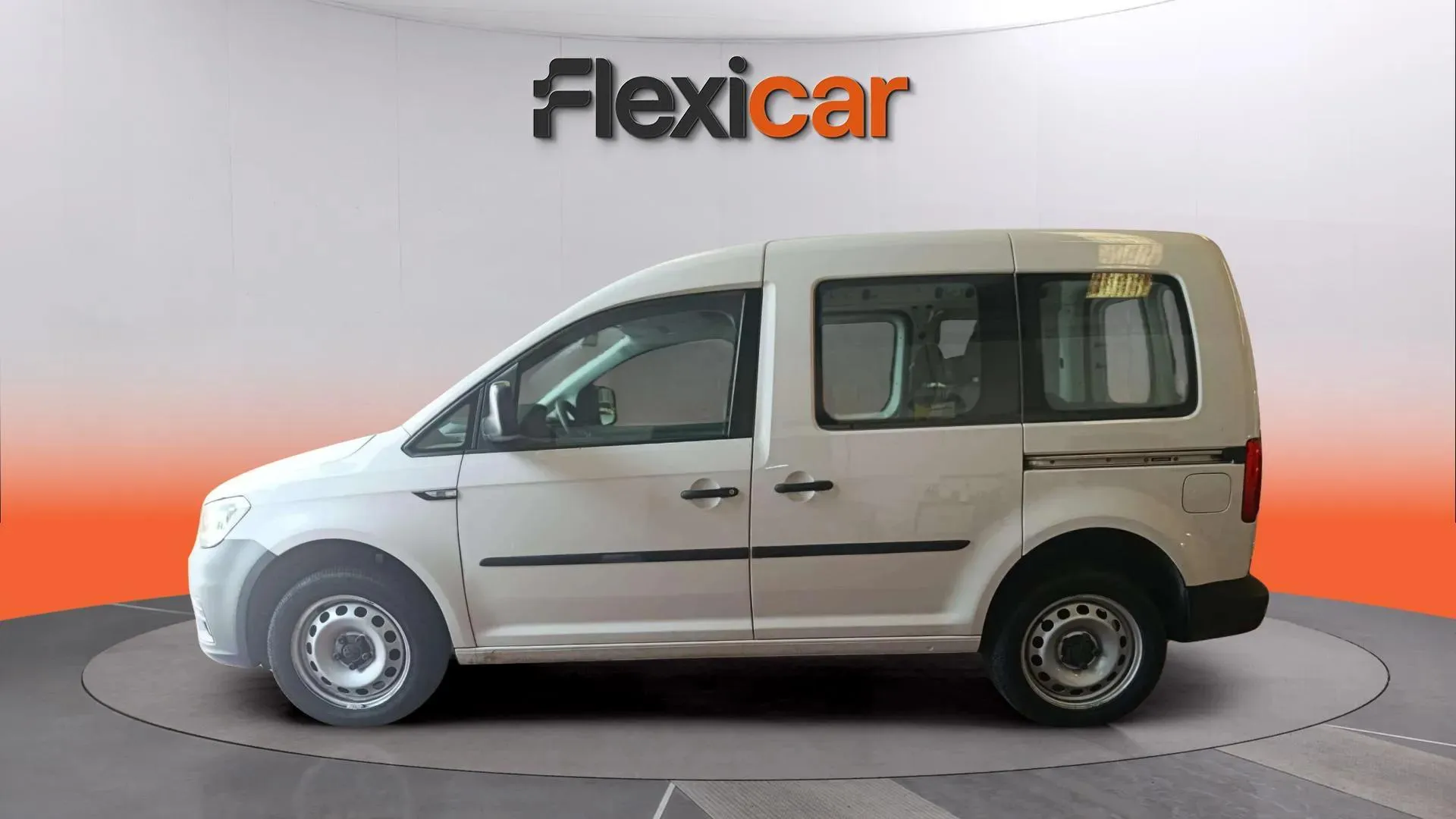 Volkswagen Caddy Trendline 2.0 TDI SCR 4MO BMT - foto 4