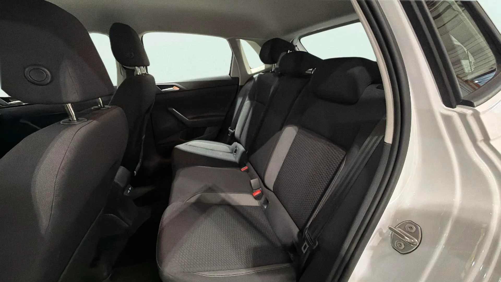 Volkswagen Polo R-Line 1.0 TSI - foto 17