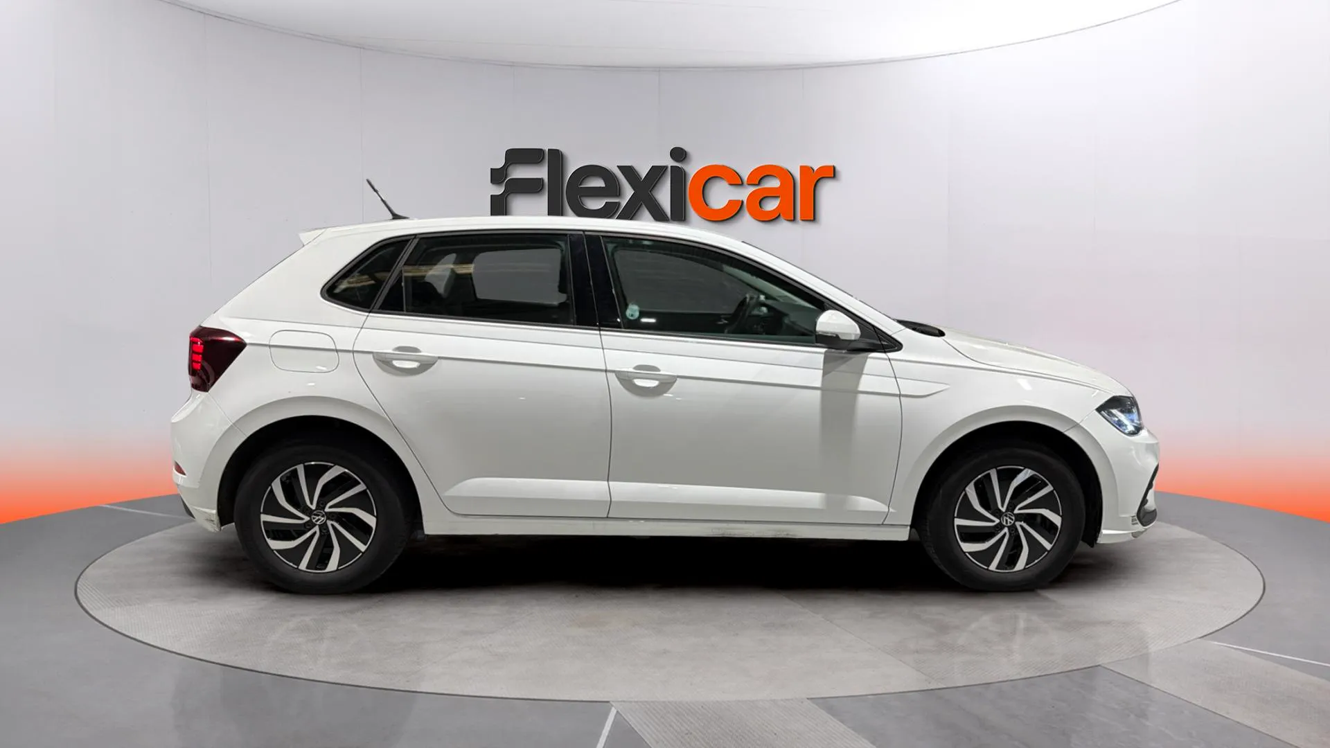 Volkswagen Polo R-Line 1.0 TSI - foto 8