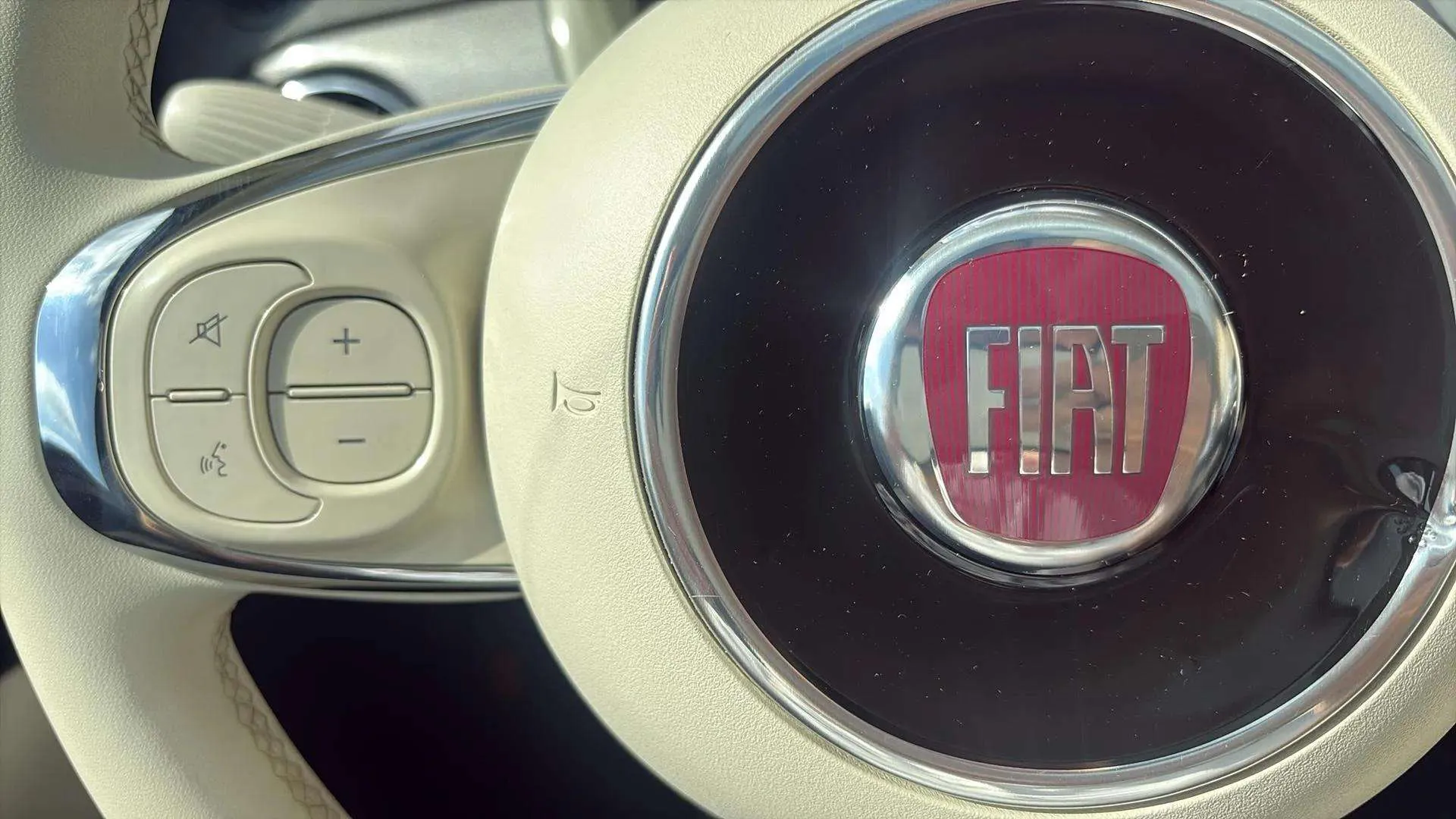 Fiat 500 Dolcevita 1.0 Hybrid - foto 11