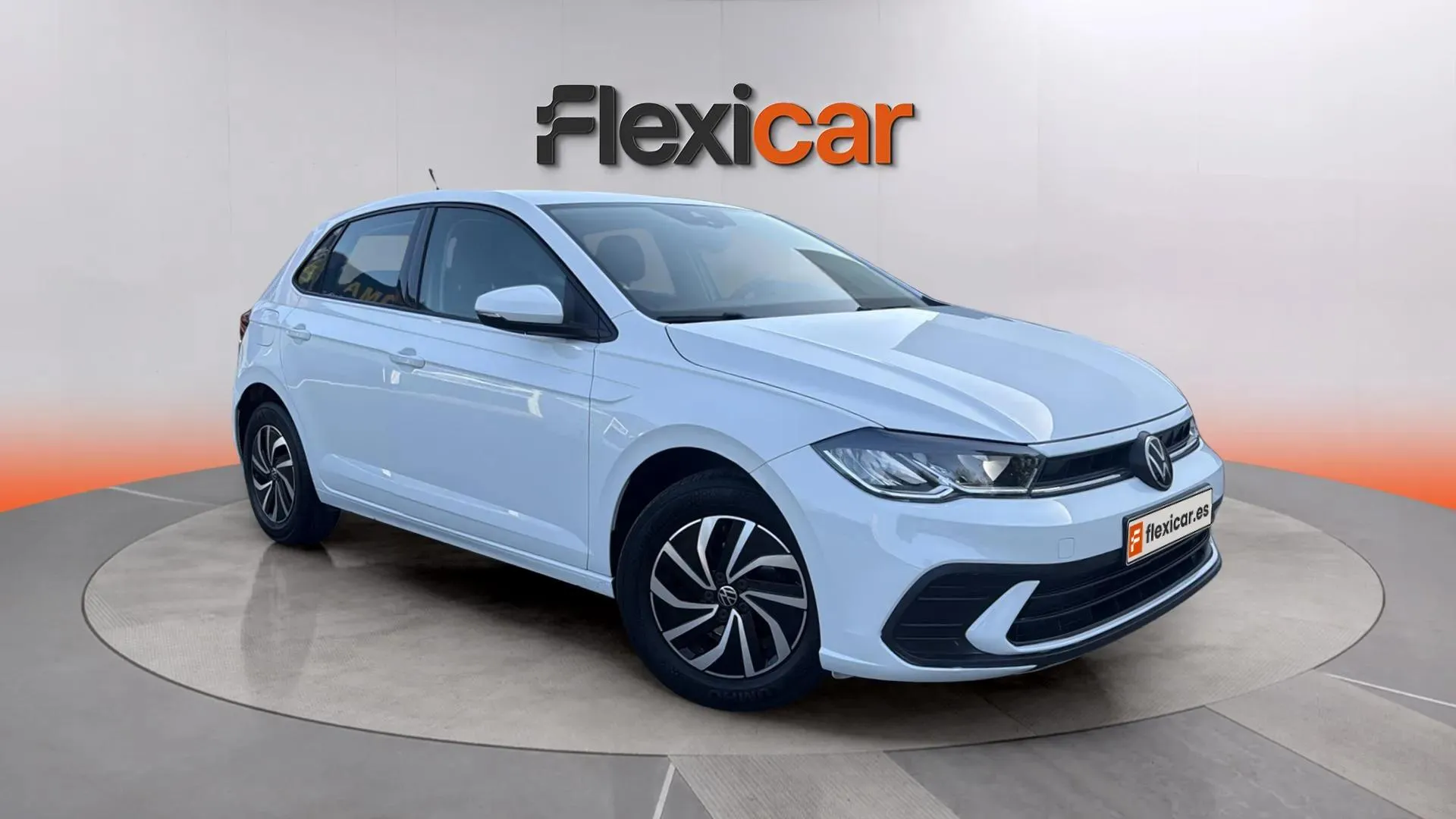 Volkswagen Polo R-Line 1.0 TSI - foto 1