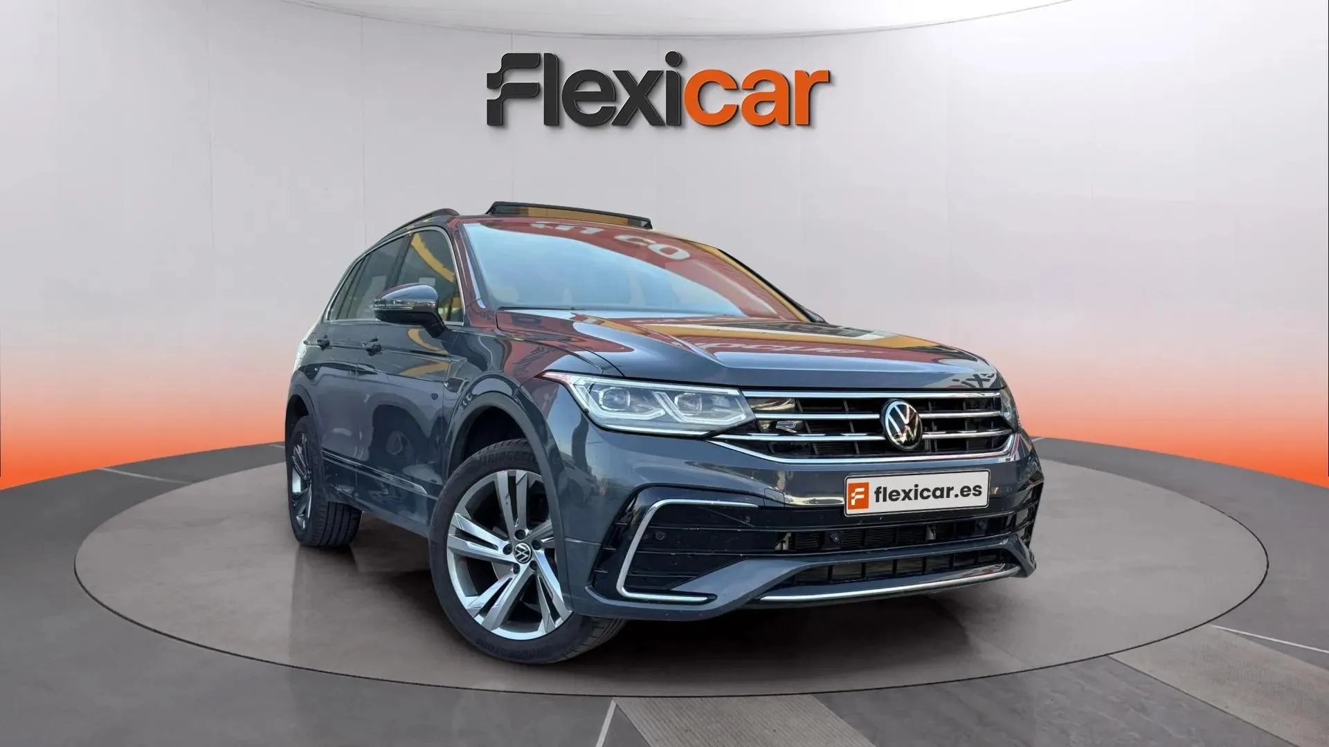 Volkswagen Tiguan R-Line 1.4 TSI eHybrid DSG - foto 1