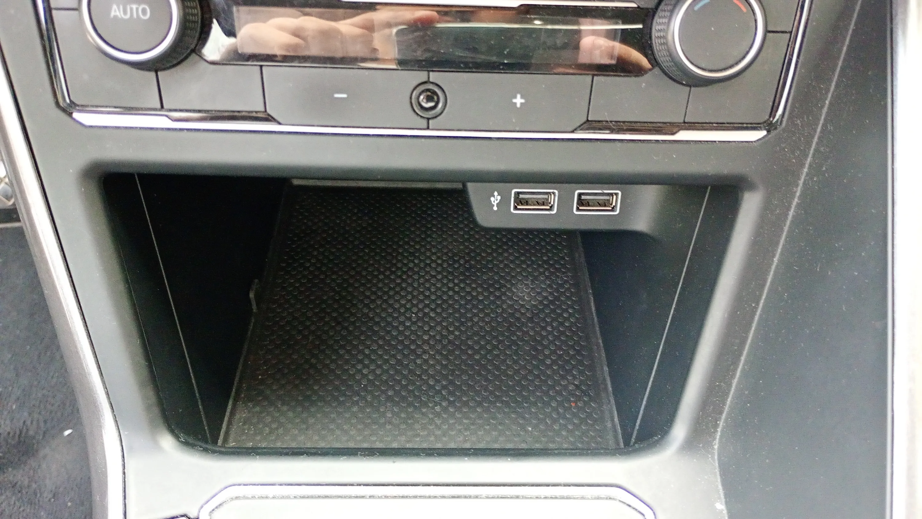 Volkswagen Polo Sport 1.0 TSI - foto 16
