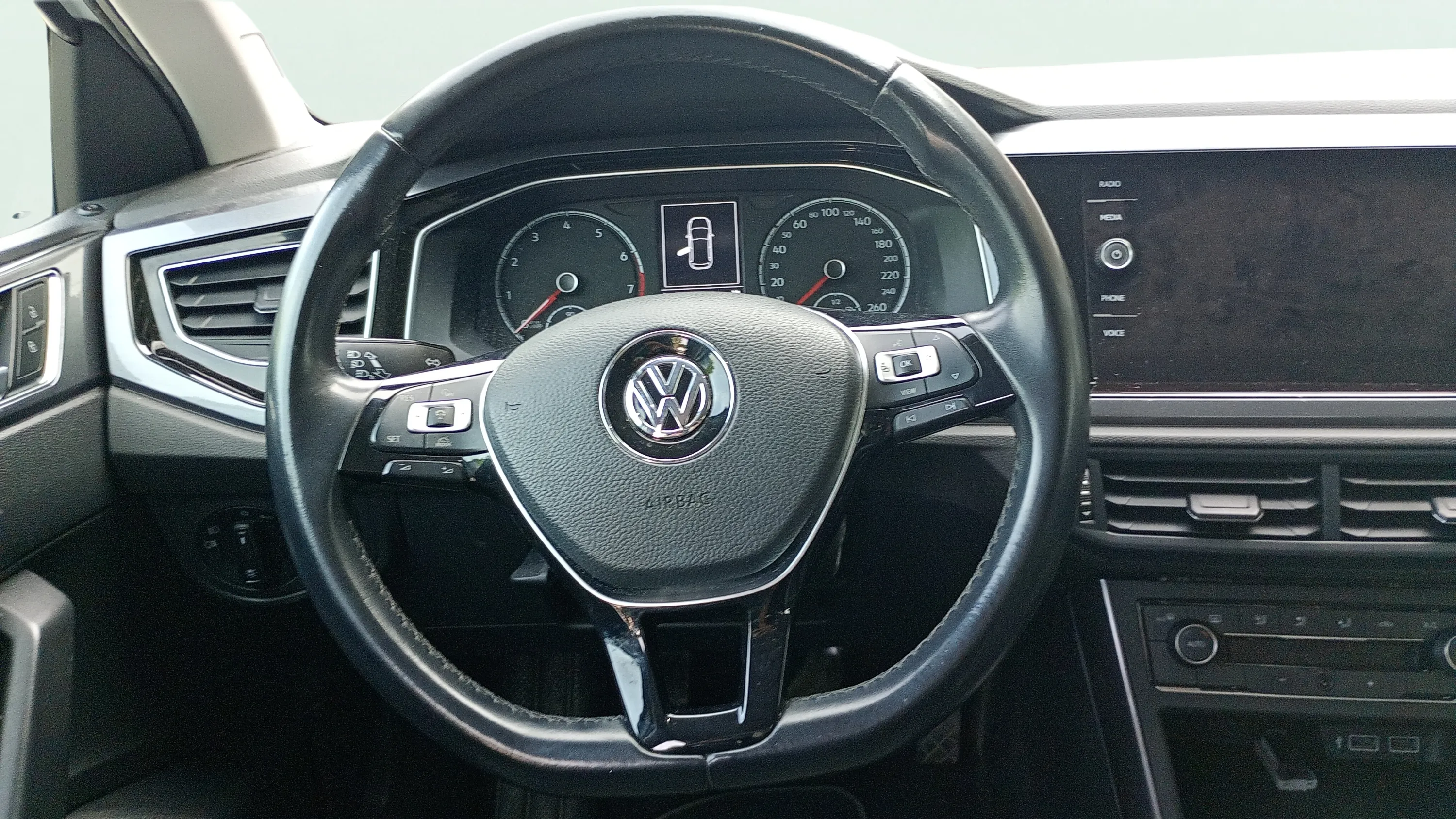 Volkswagen Polo Sport 1.0 TSI - foto 8