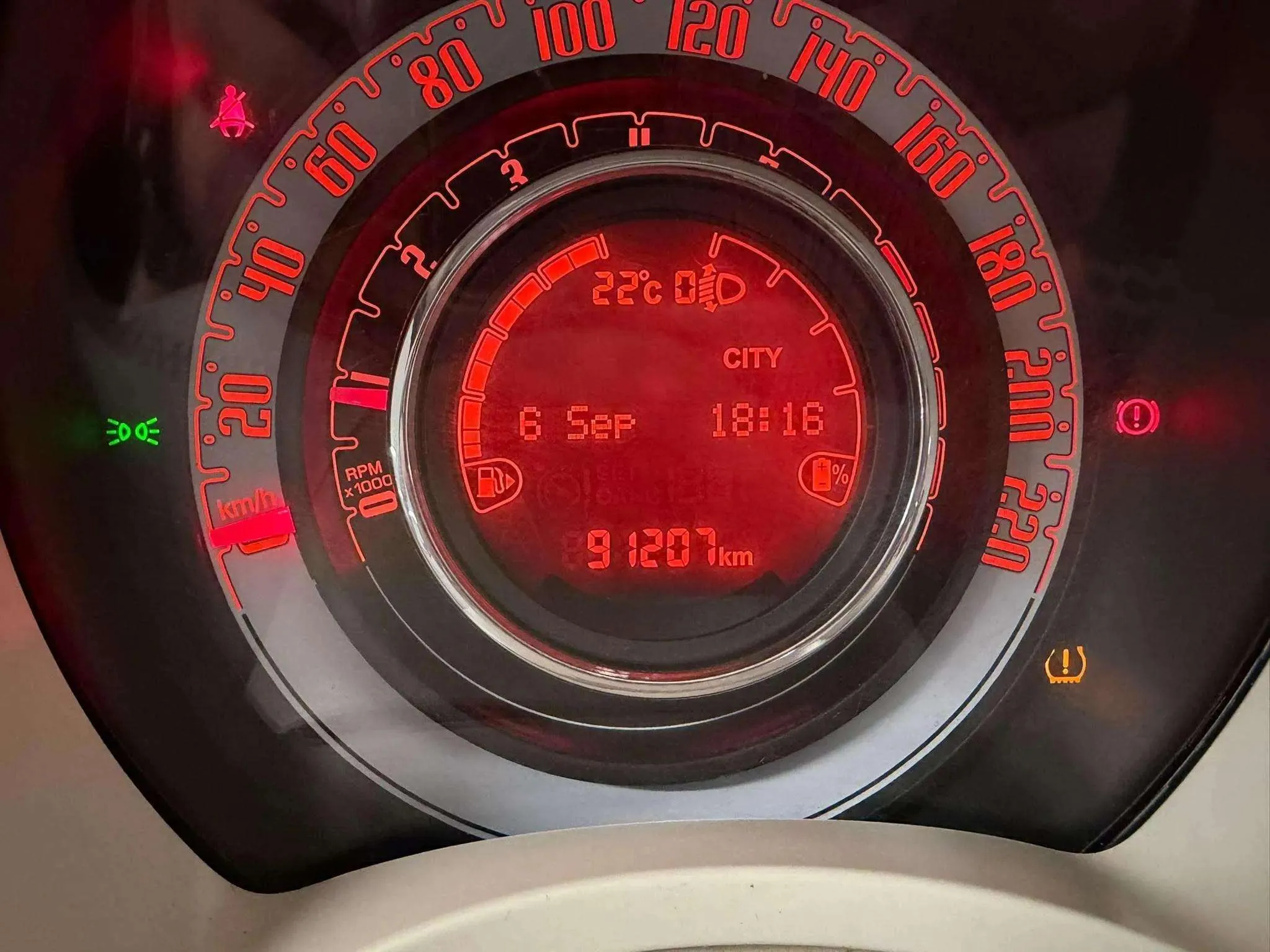 Fiat 500 Dolcevita 1.0 Hybrid - foto 18