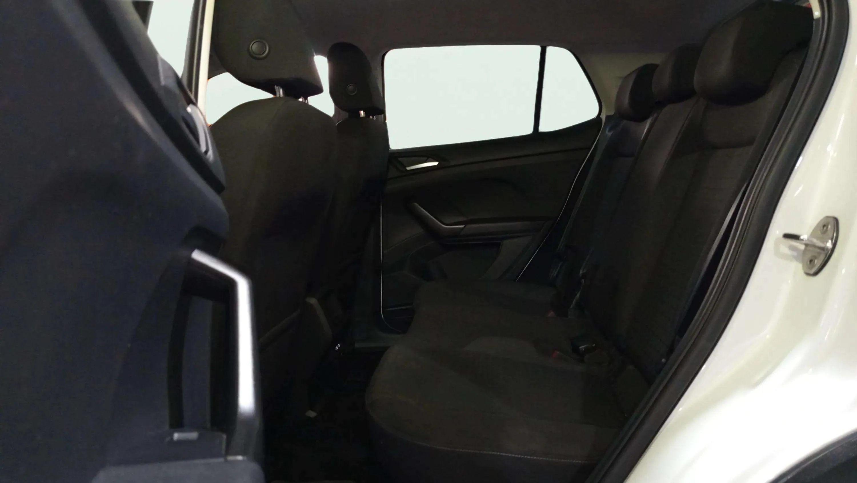 Volkswagen T-Cross Advance 1.0 TSI - foto 28