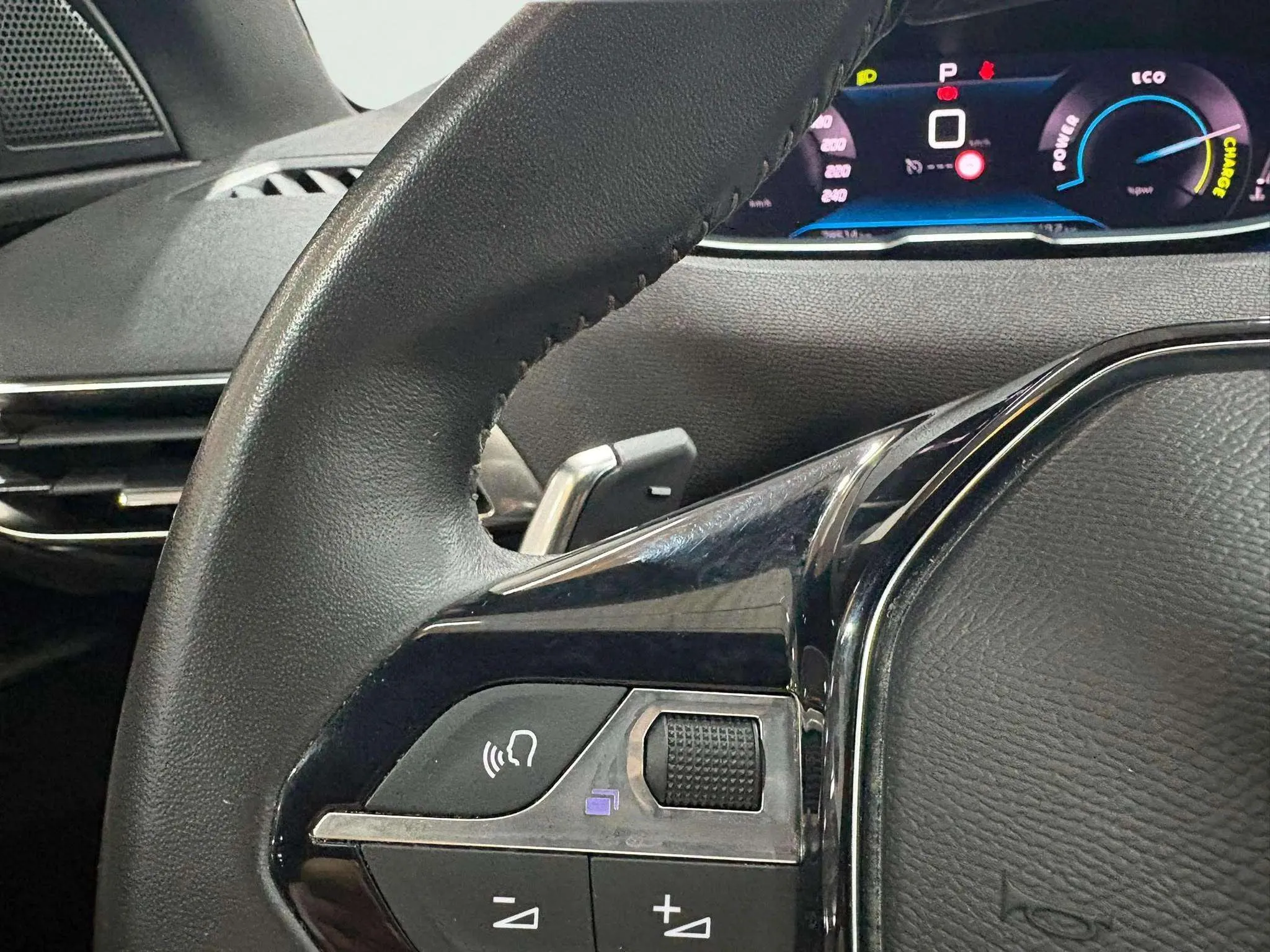 Peugeot 5008 1.2 Allure Pack eDCS6 - foto 13