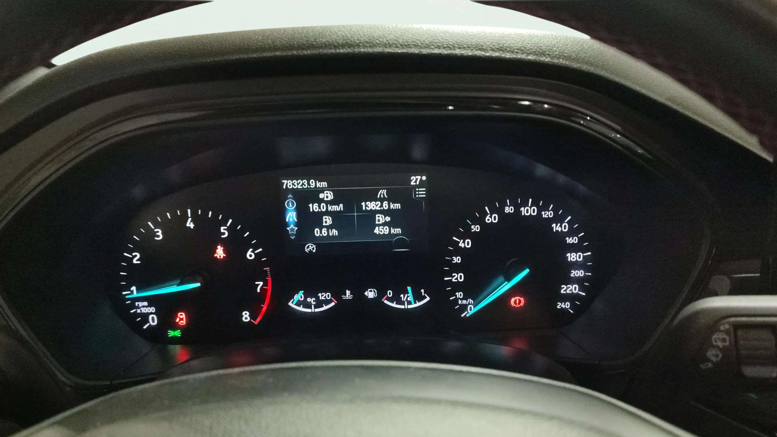 Ford Focus 1.0 EcoBoost ST-Line - foto 7
