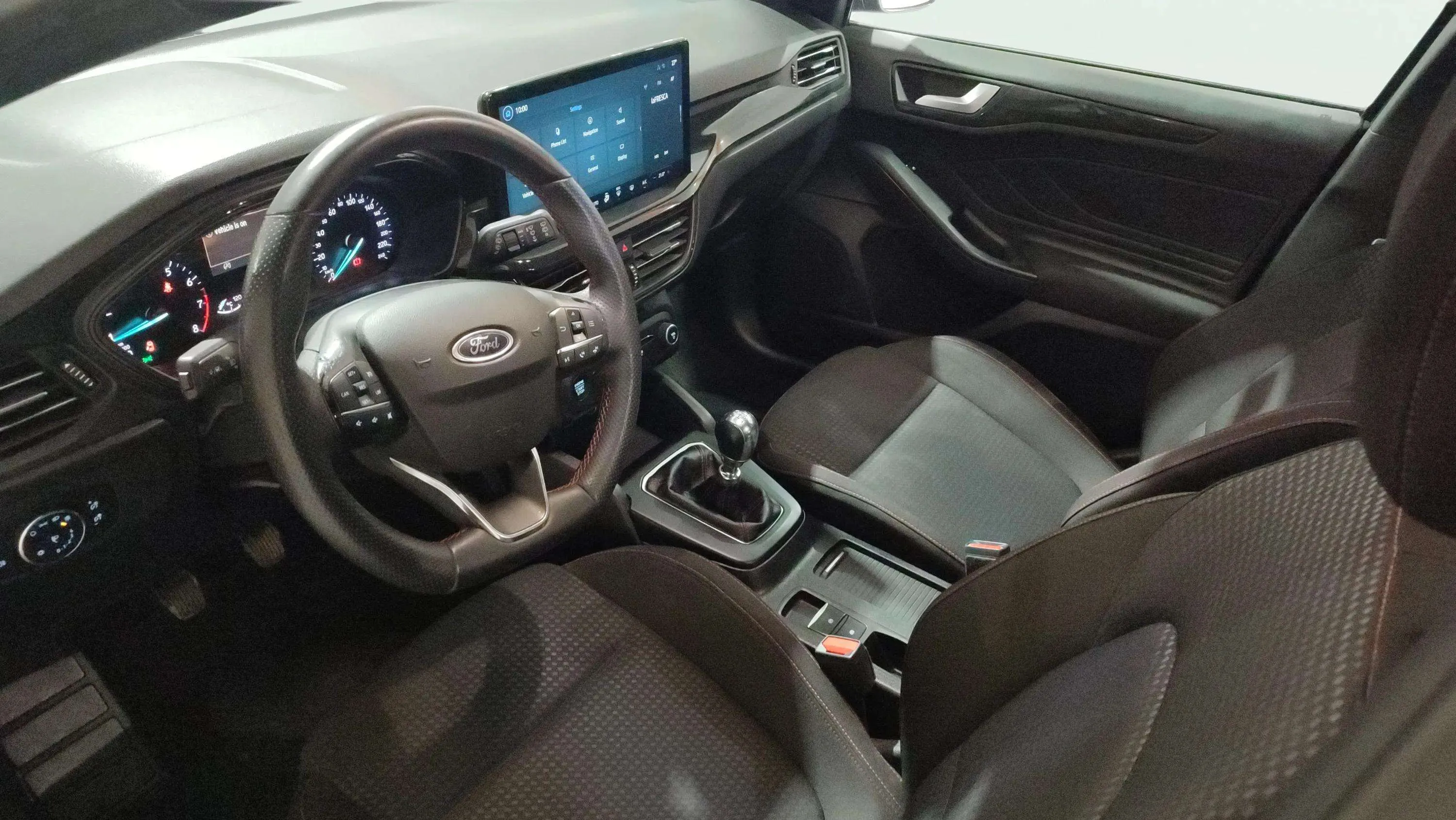 Ford Focus 1.0 EcoBoost ST-Line - foto 5