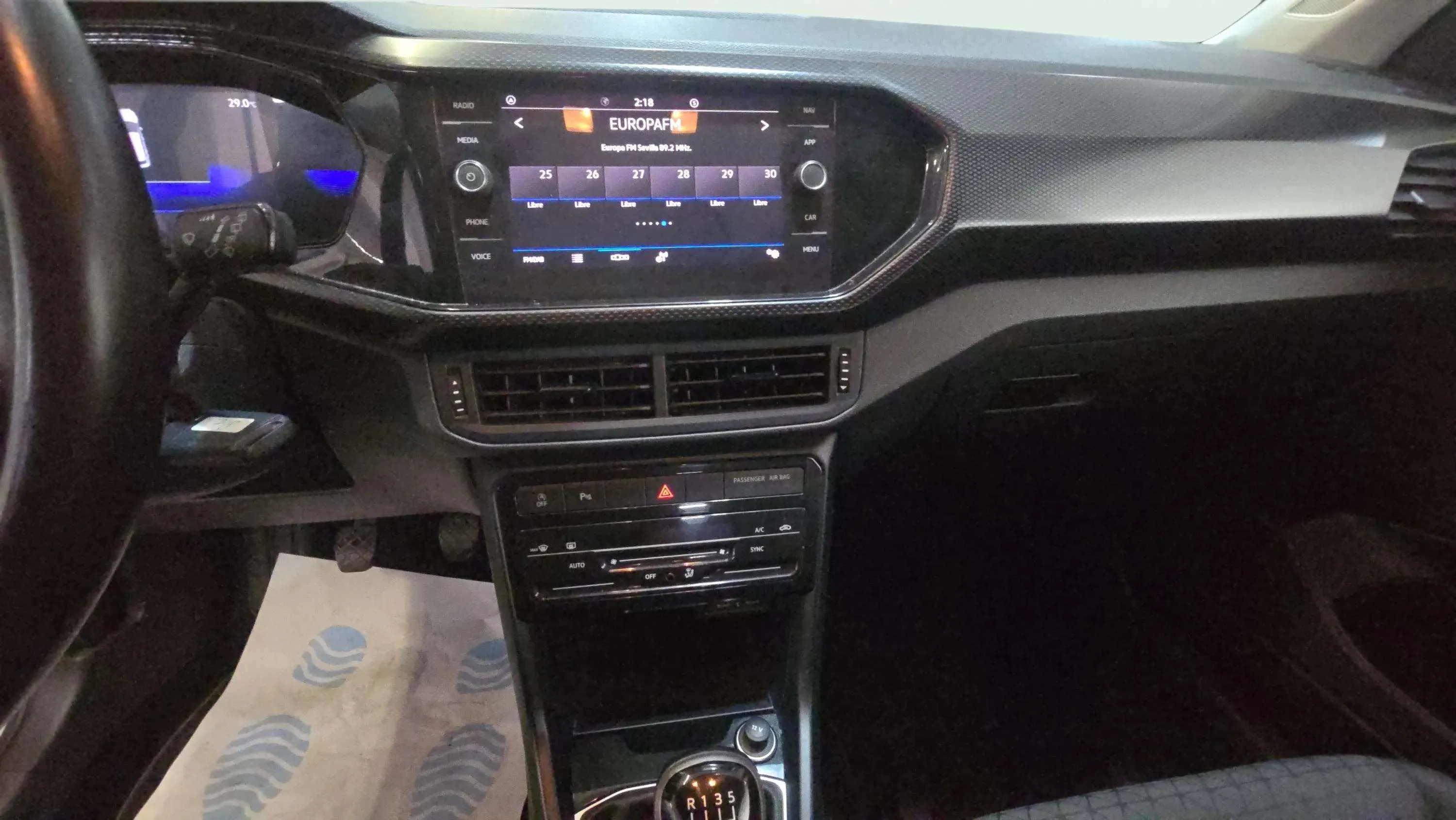 Volkswagen T-Cross Advance 1.0 TSI - foto 8