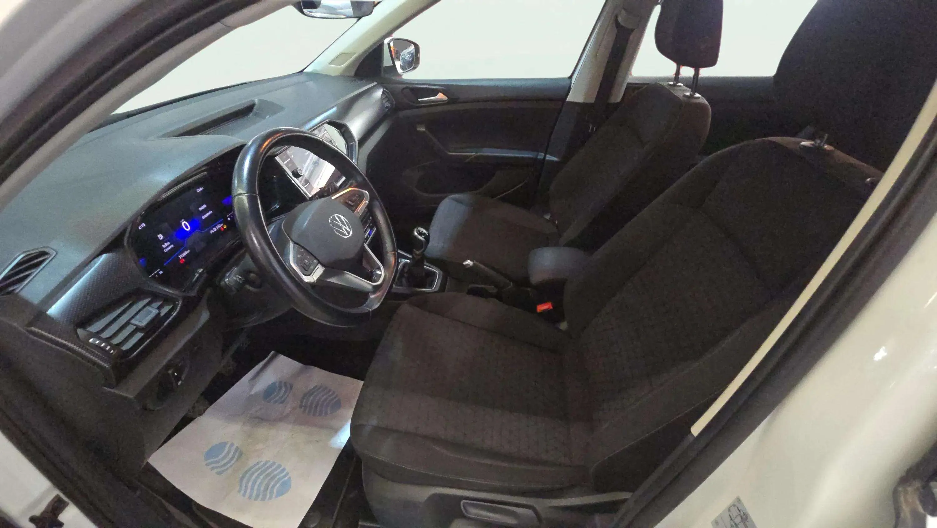 Volkswagen T-Cross Advance 1.0 TSI - foto 10