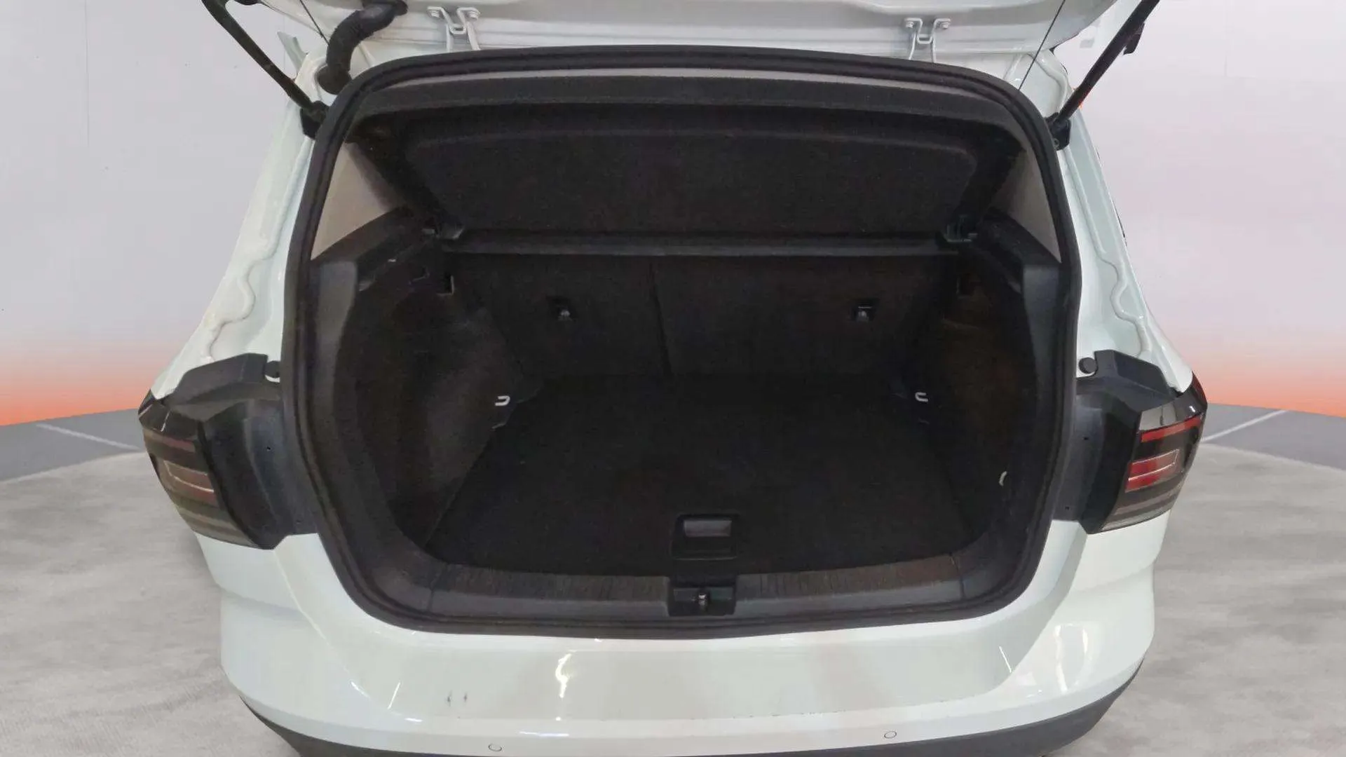 Volkswagen T-Cross Advance 1.0 TSI - foto 6