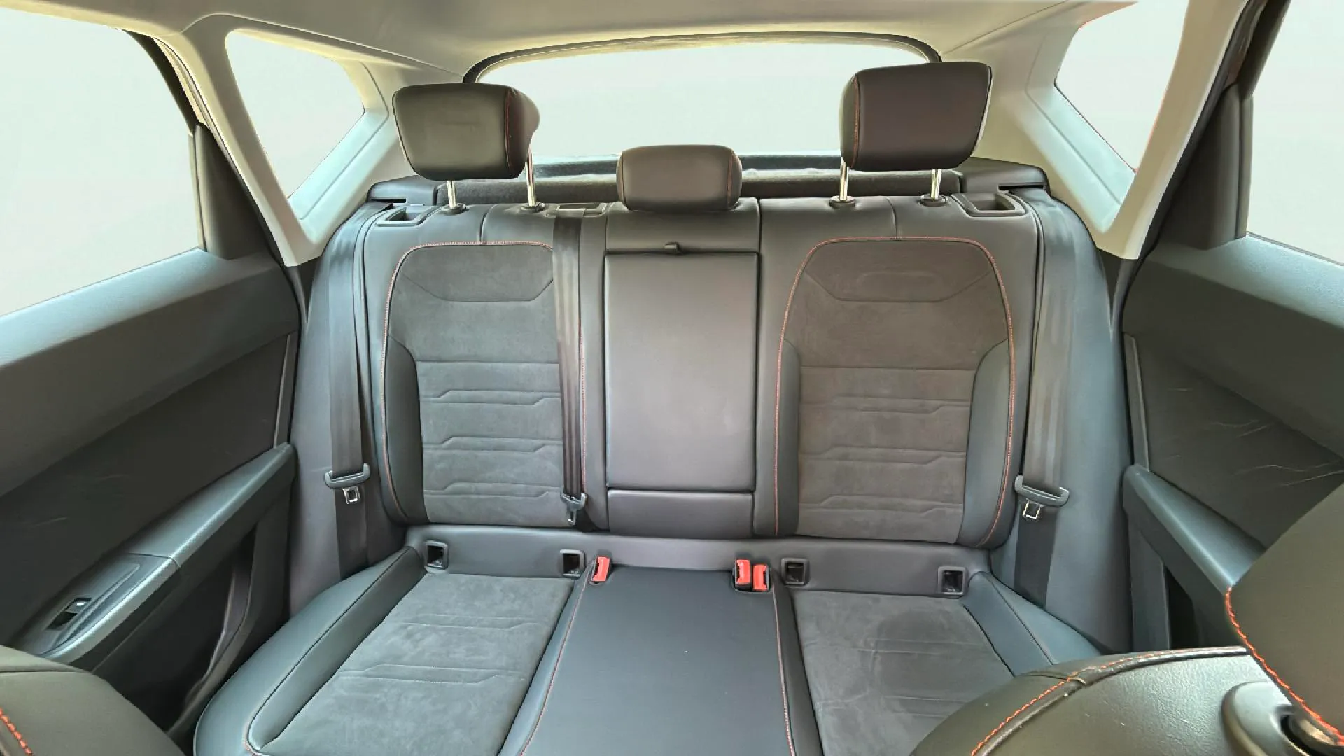 SEAT Ateca 1.5 TSI FR Special Edition - foto 24