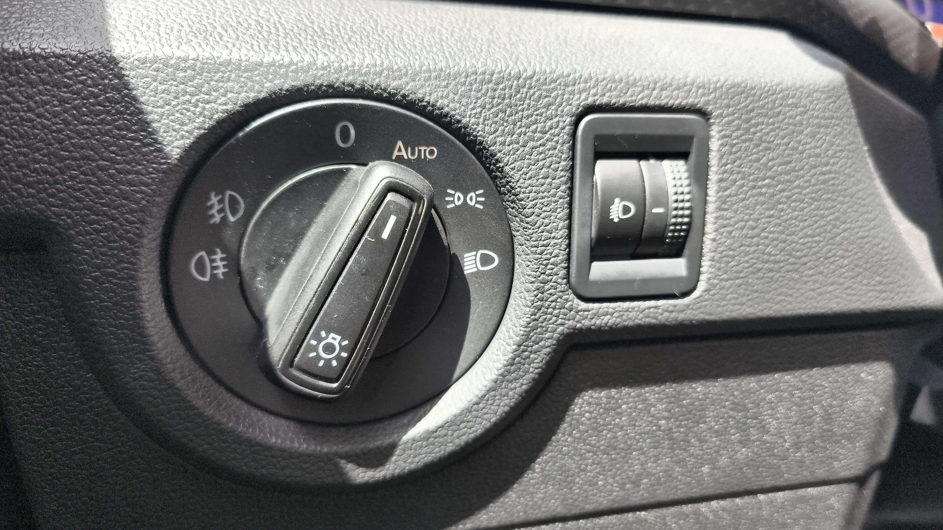 Volkswagen T-Cross Advance 1.0 TSI - foto 22