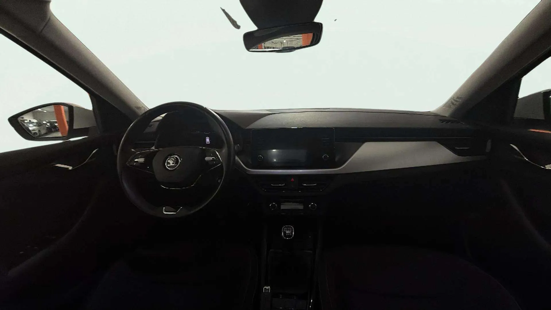 Škoda Kamiq 1.0 TSI Active - foto 9