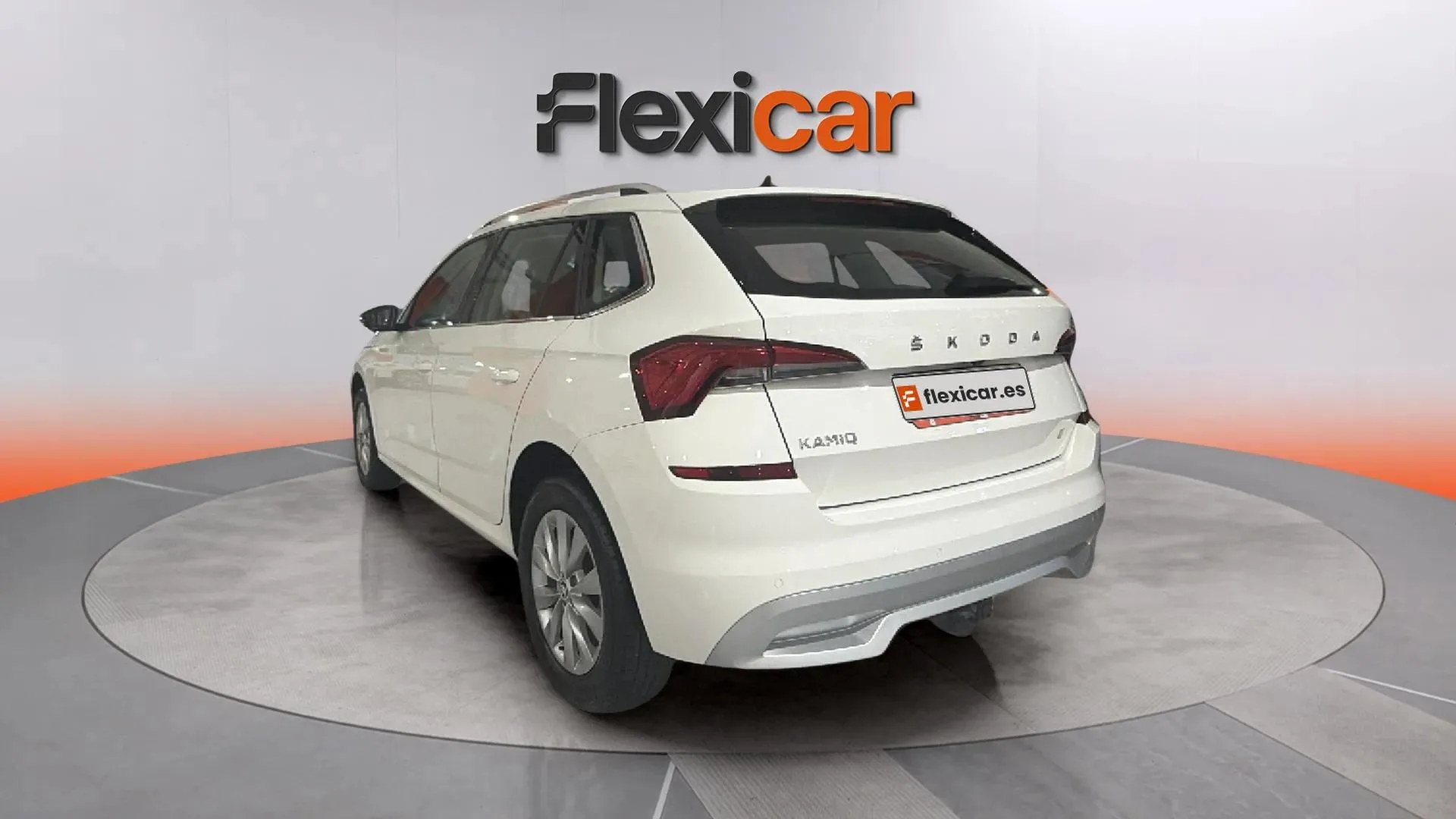 Škoda Kamiq 1.0 TSI Active - foto 5