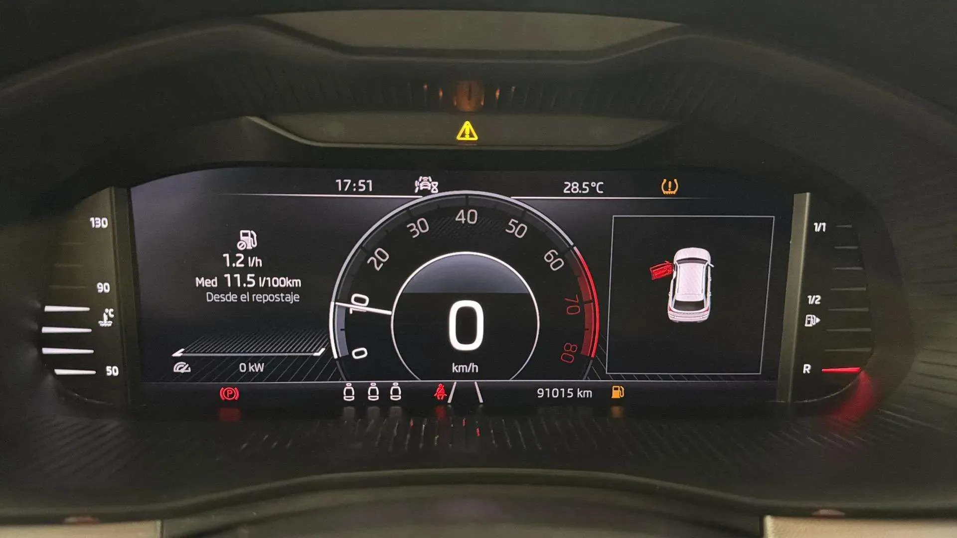 Škoda Kamiq 1.0 TSI Active - foto 12