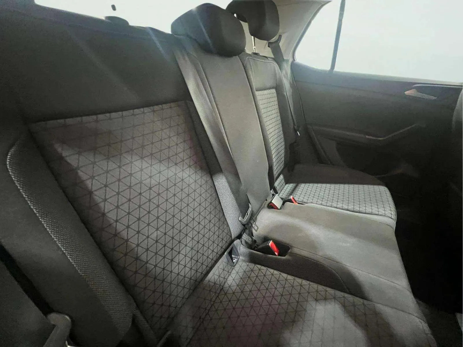 Volkswagen T-Cross Advance 1.0 TSI - foto 8