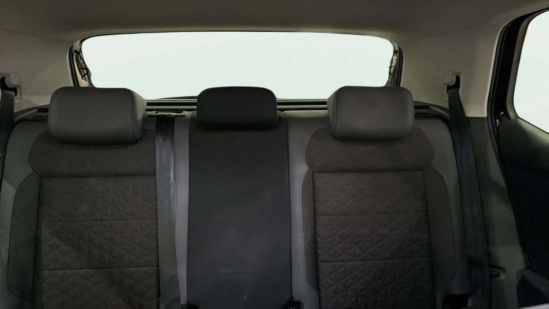 Volkswagen T-Cross Advance 1.0 TSI - foto 17