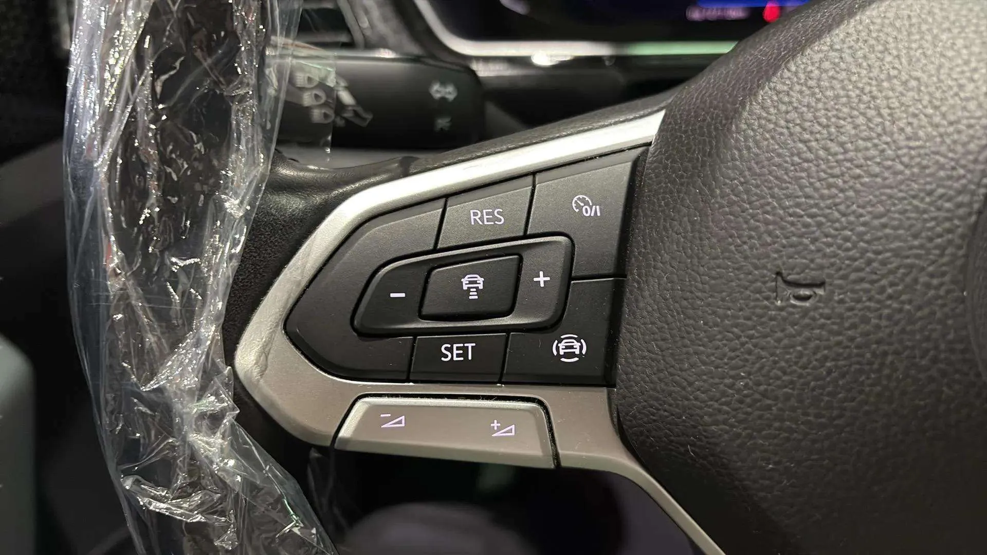 Volkswagen T-Cross Advance 1.0 TSI - foto 23