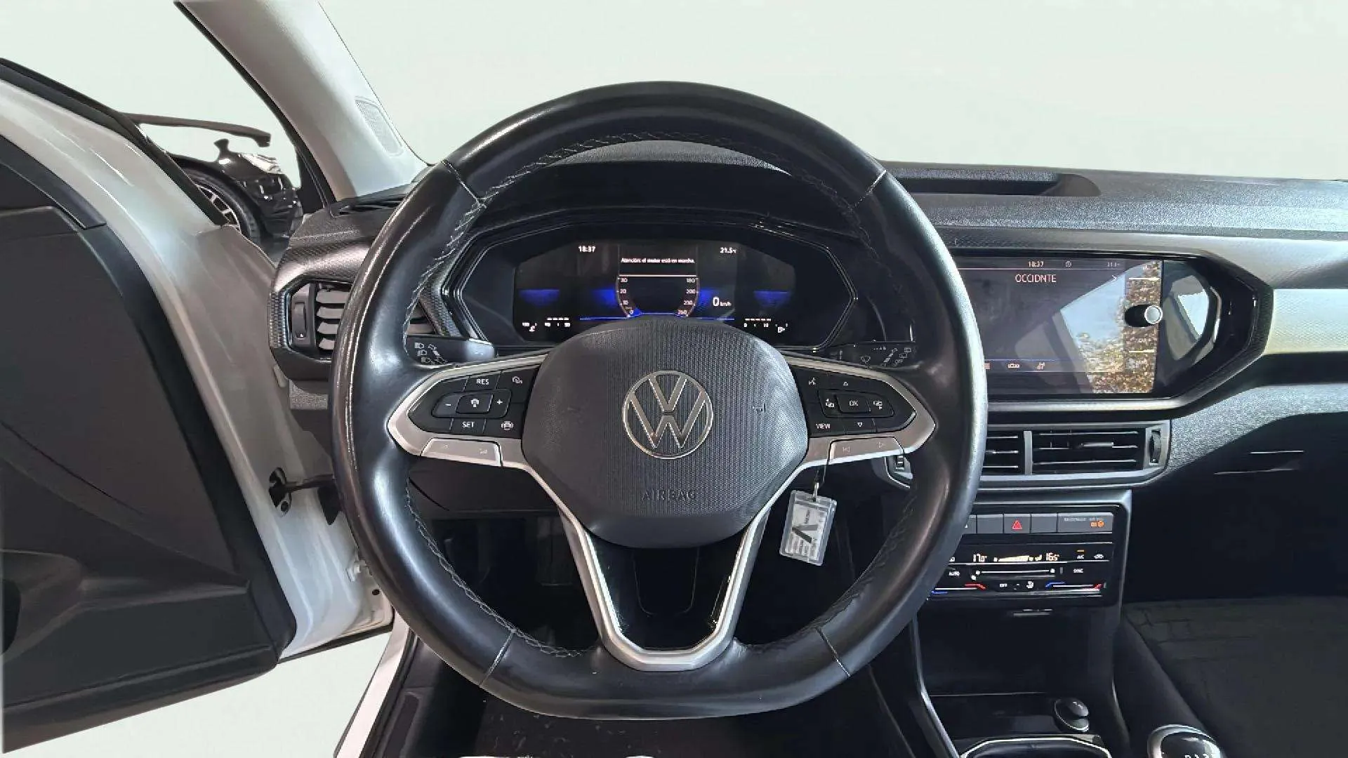 Volkswagen T-Cross Advance 1.0 TSI - foto 8