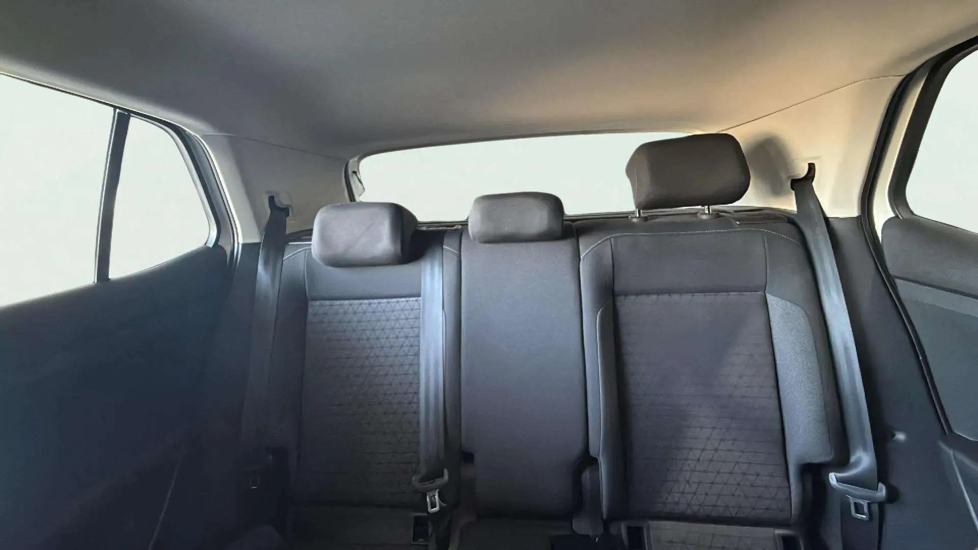 Volkswagen T-Cross Advance 1.0 TSI - foto 13