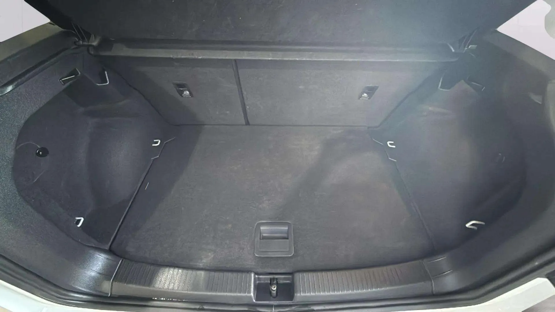 Volkswagen T-Cross Advance 1.0 TSI - foto 6