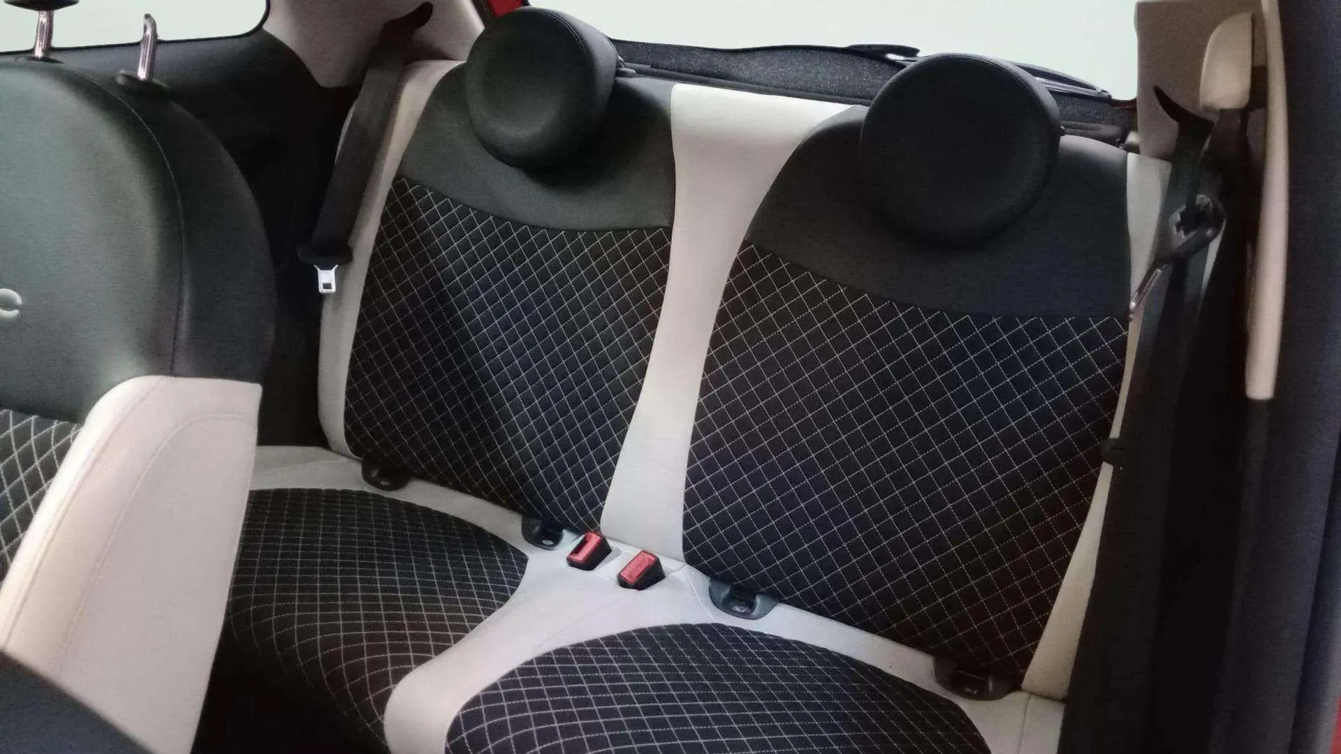 Fiat 500 Dolcevita 1.0 Hybrid - foto 11