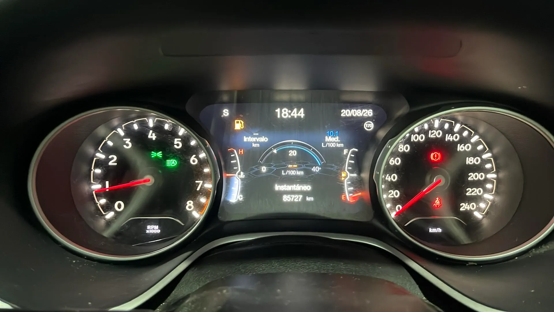 Jeep Compass 1.4 Mair Limited 4x2 - foto 18