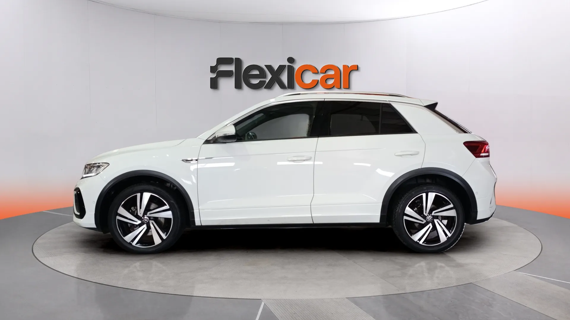 Volkswagen T-Roc R-Line 2.0 TDI DSG - foto 6