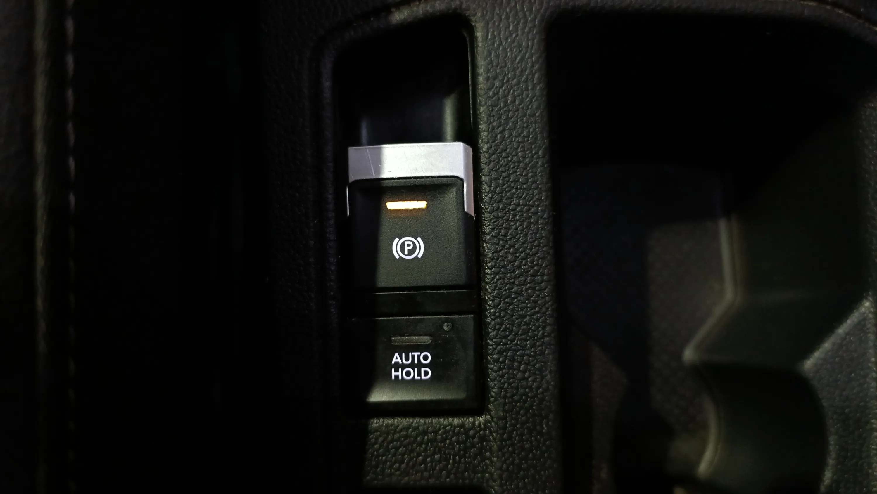 Volkswagen T-Roc R-Line 2.0 TDI DSG - foto 30