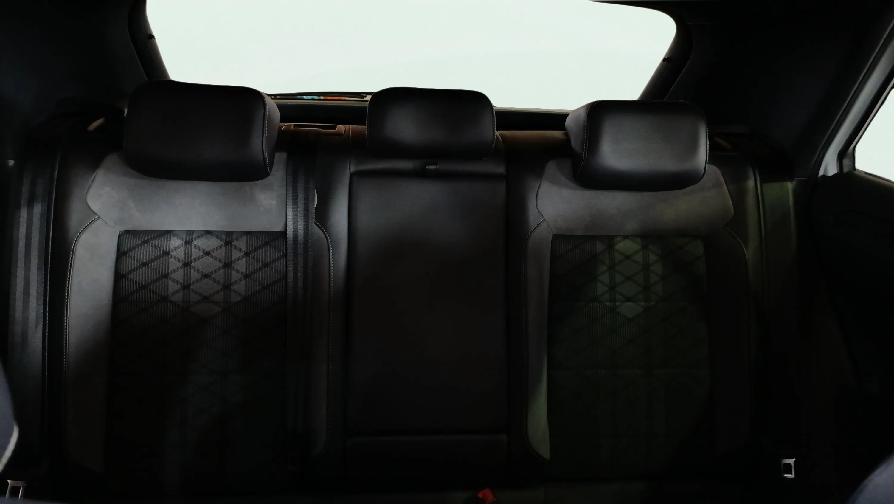 Volkswagen T-Roc R-Line 2.0 TDI DSG - foto 35