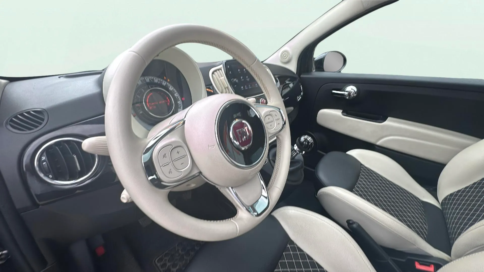 Fiat 500 Dolcevita 1.0 Hybrid - foto 11