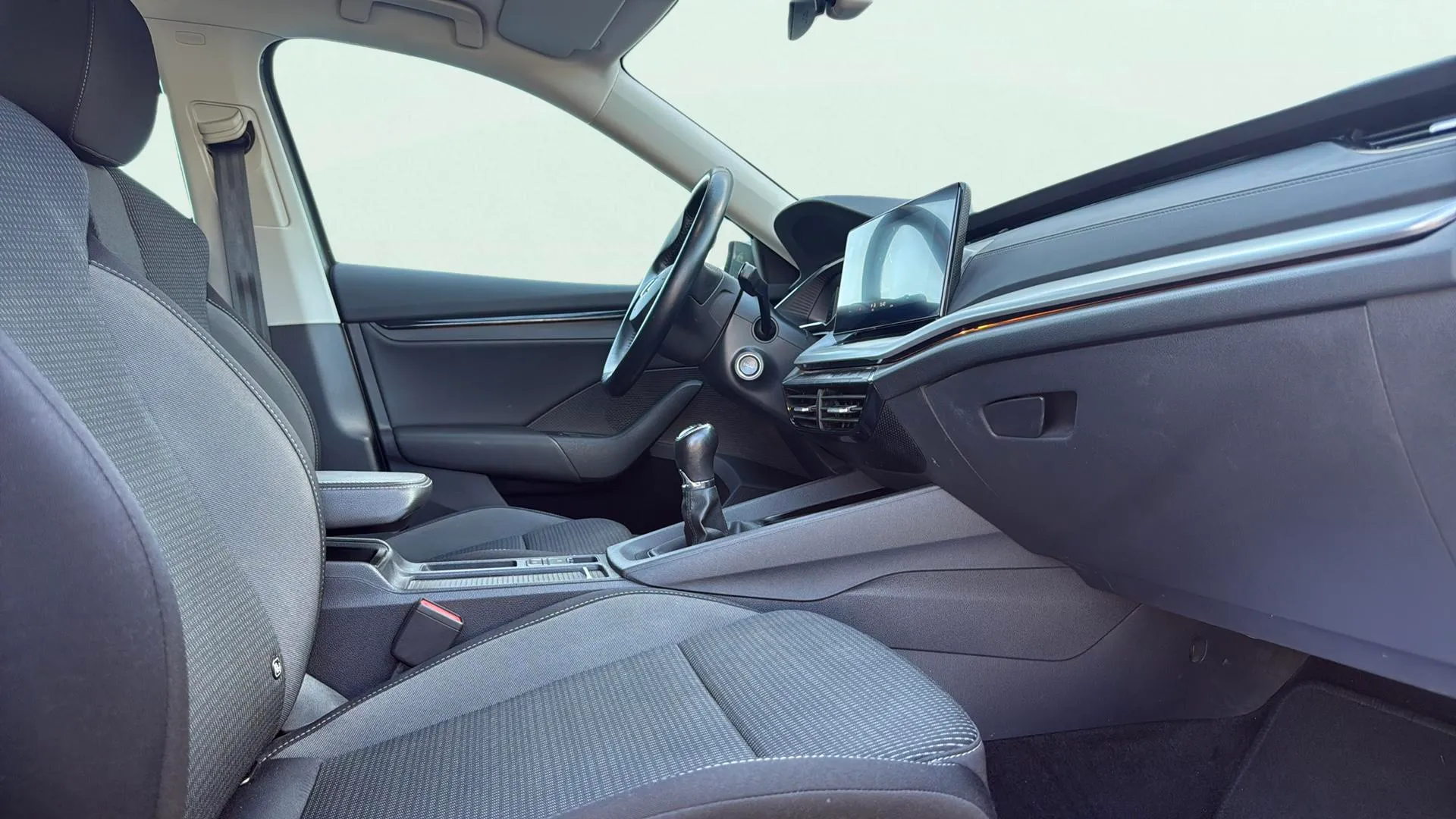 Škoda Octavia 1.5 TSI Style - foto 14