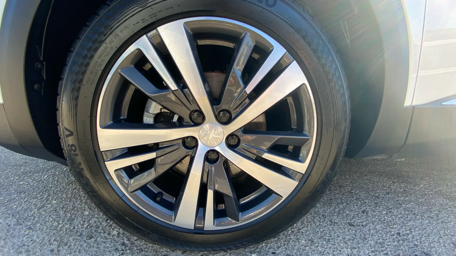 Peugeot 5008 1.2 Allure Pack eDCS6 - foto 17