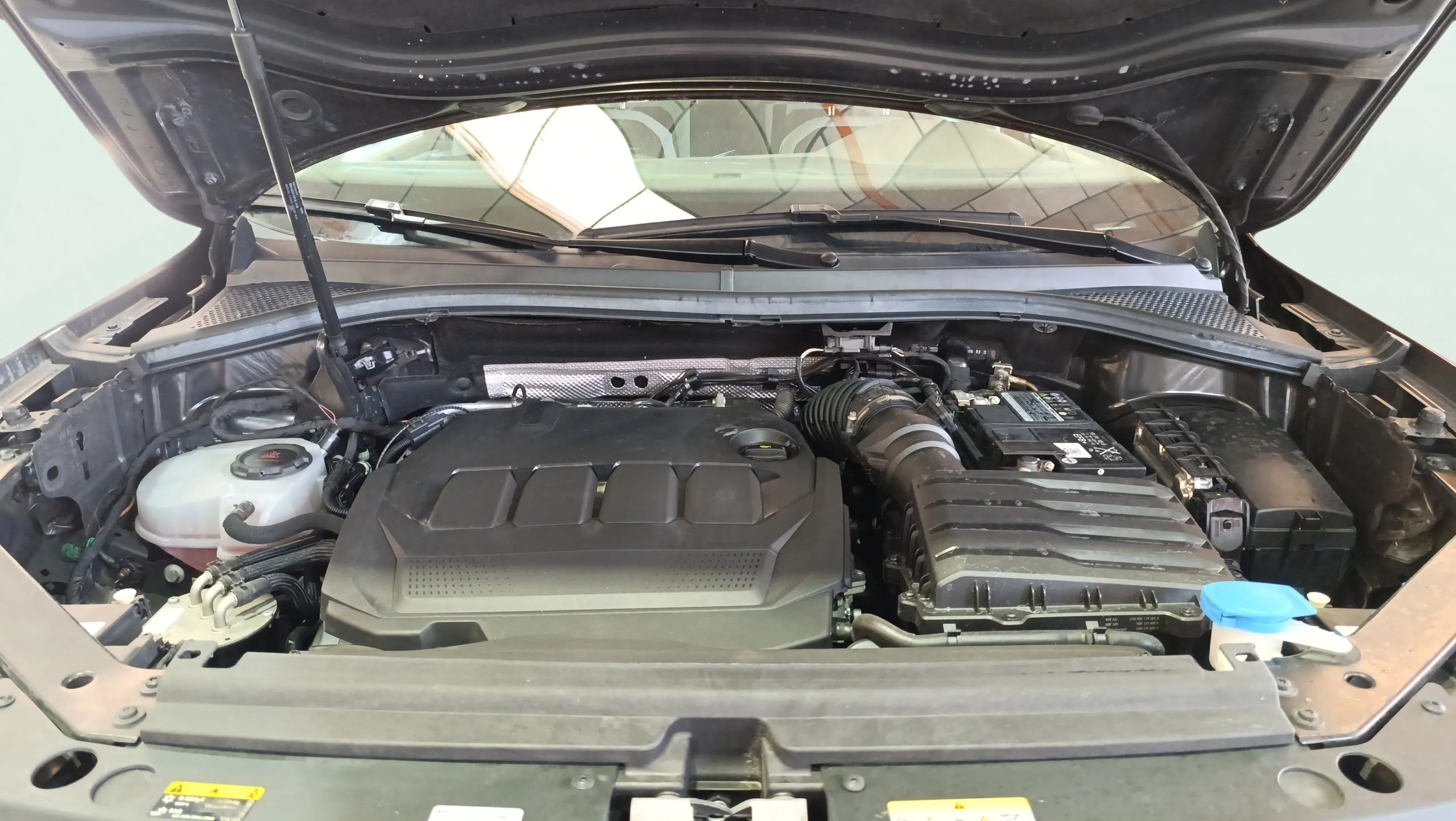 Volkswagen Tiguan Urban Sport 2.0 TDI - foto 39