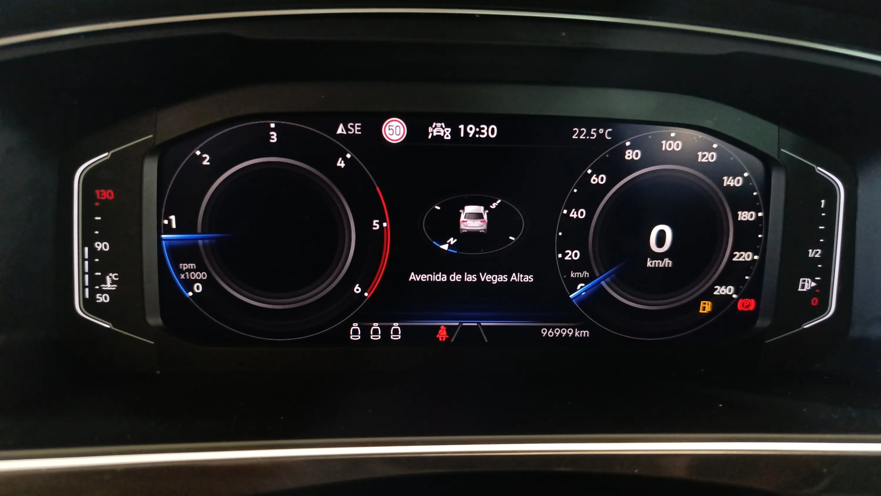 Volkswagen Tiguan Urban Sport 2.0 TDI - foto 16