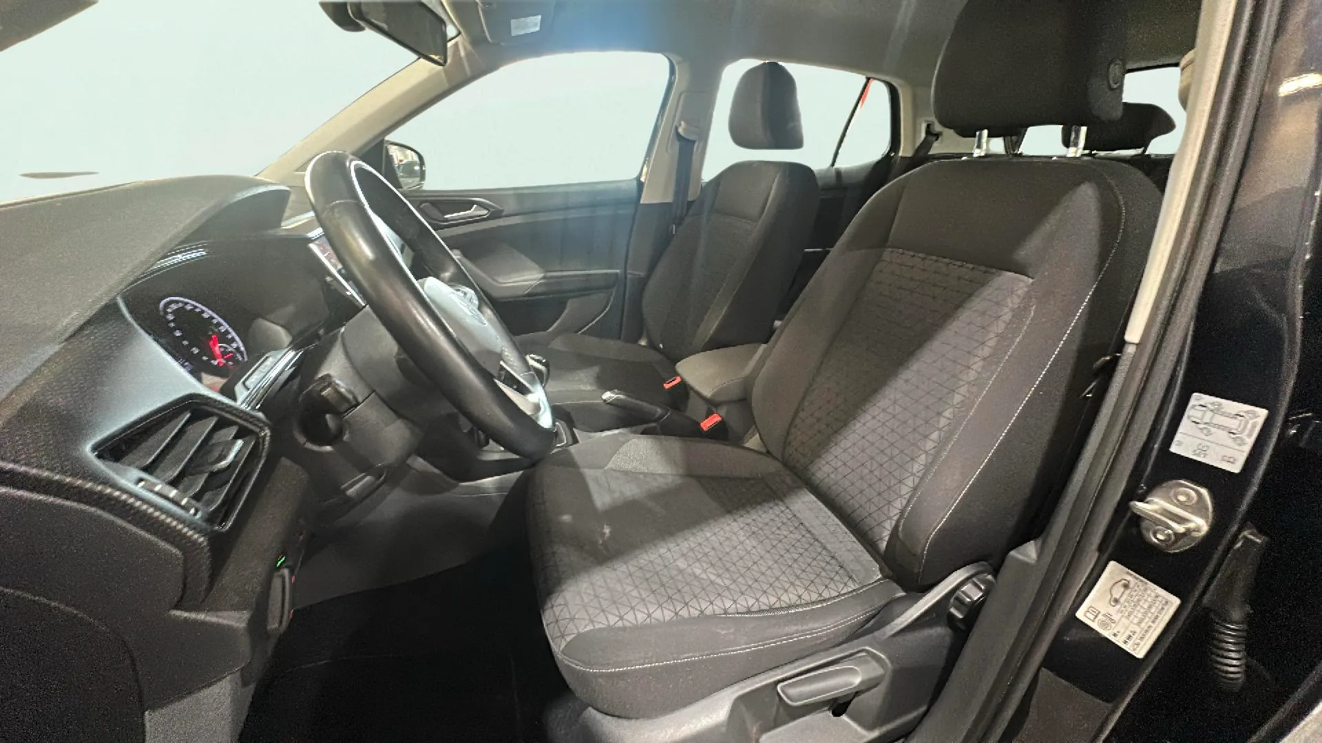 Volkswagen T-Cross Advance 1.0 TSI - foto 20