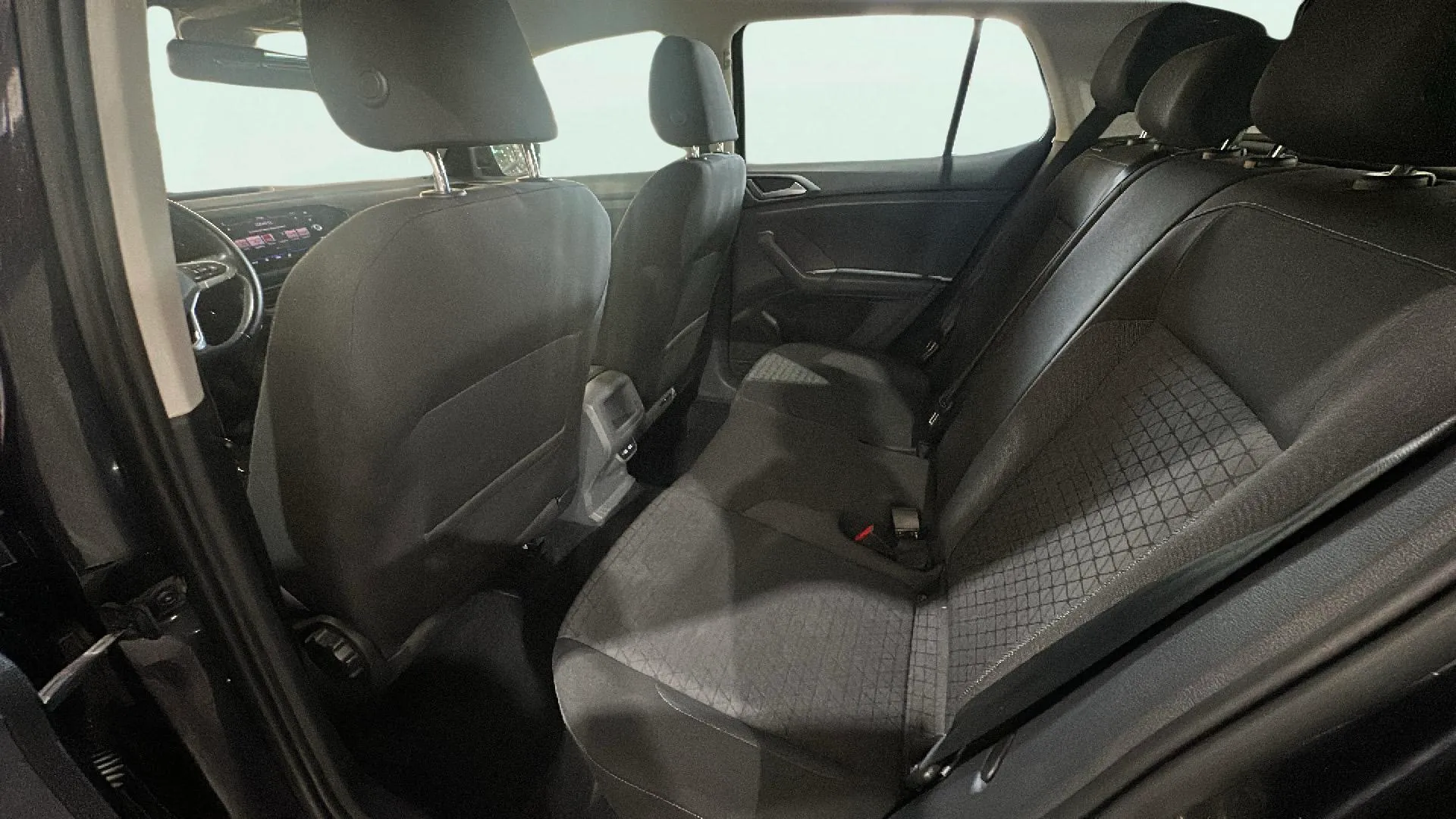 Volkswagen T-Cross Advance 1.0 TSI - foto 18