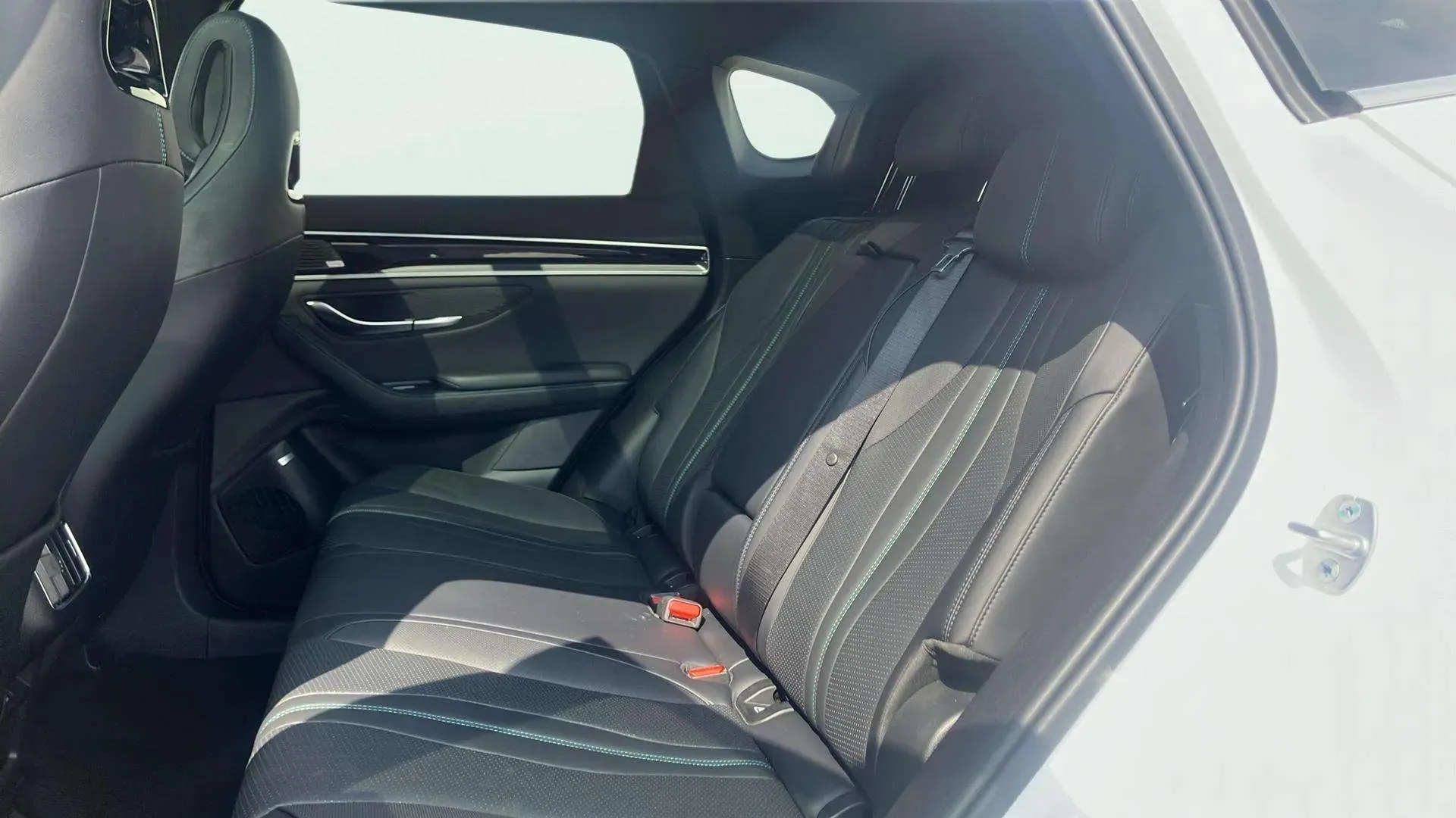 BYD Seal U Boost - foto 19