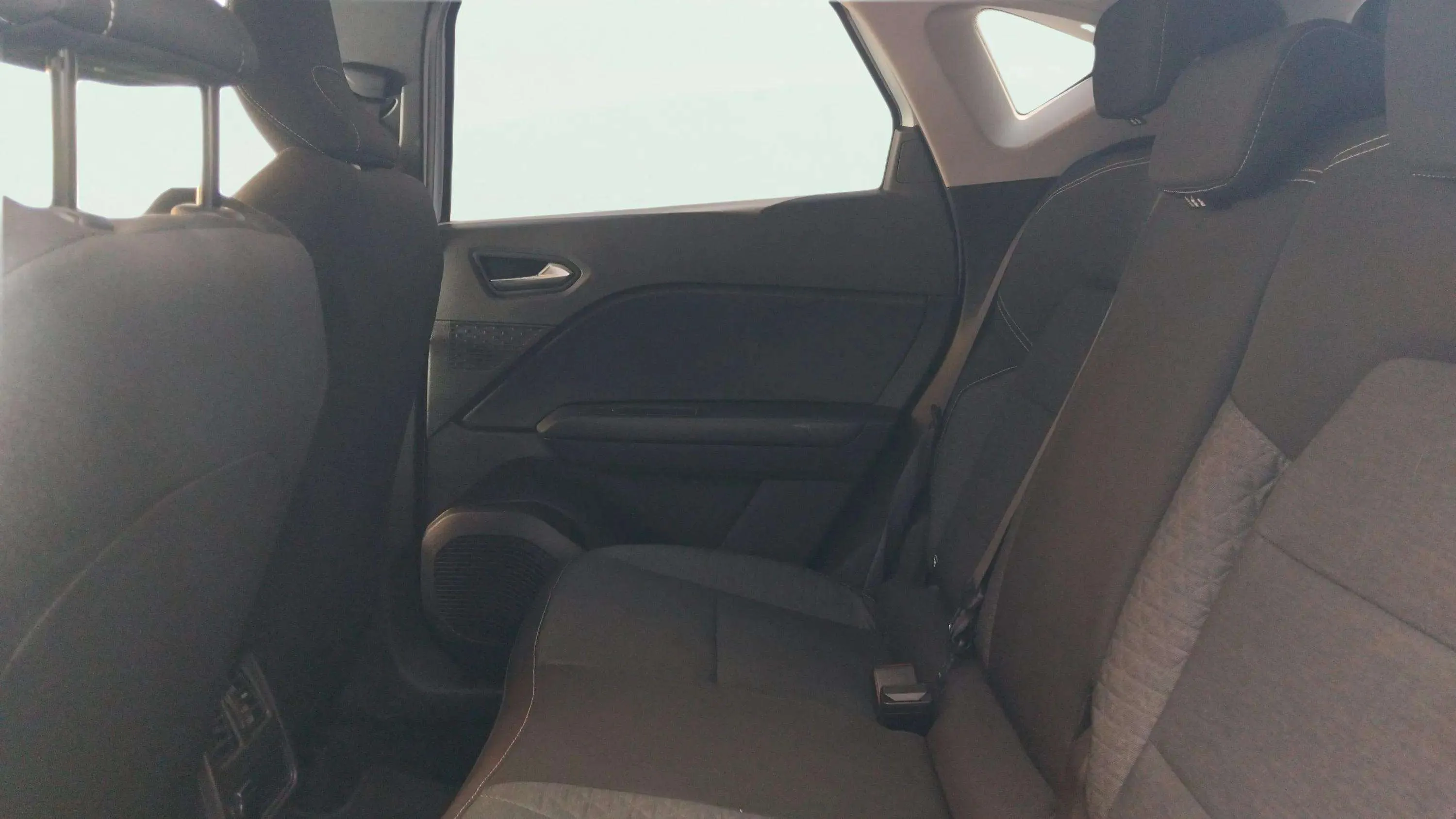 Renault Captur Zen E-Tech Híbrido enchufable - foto 13