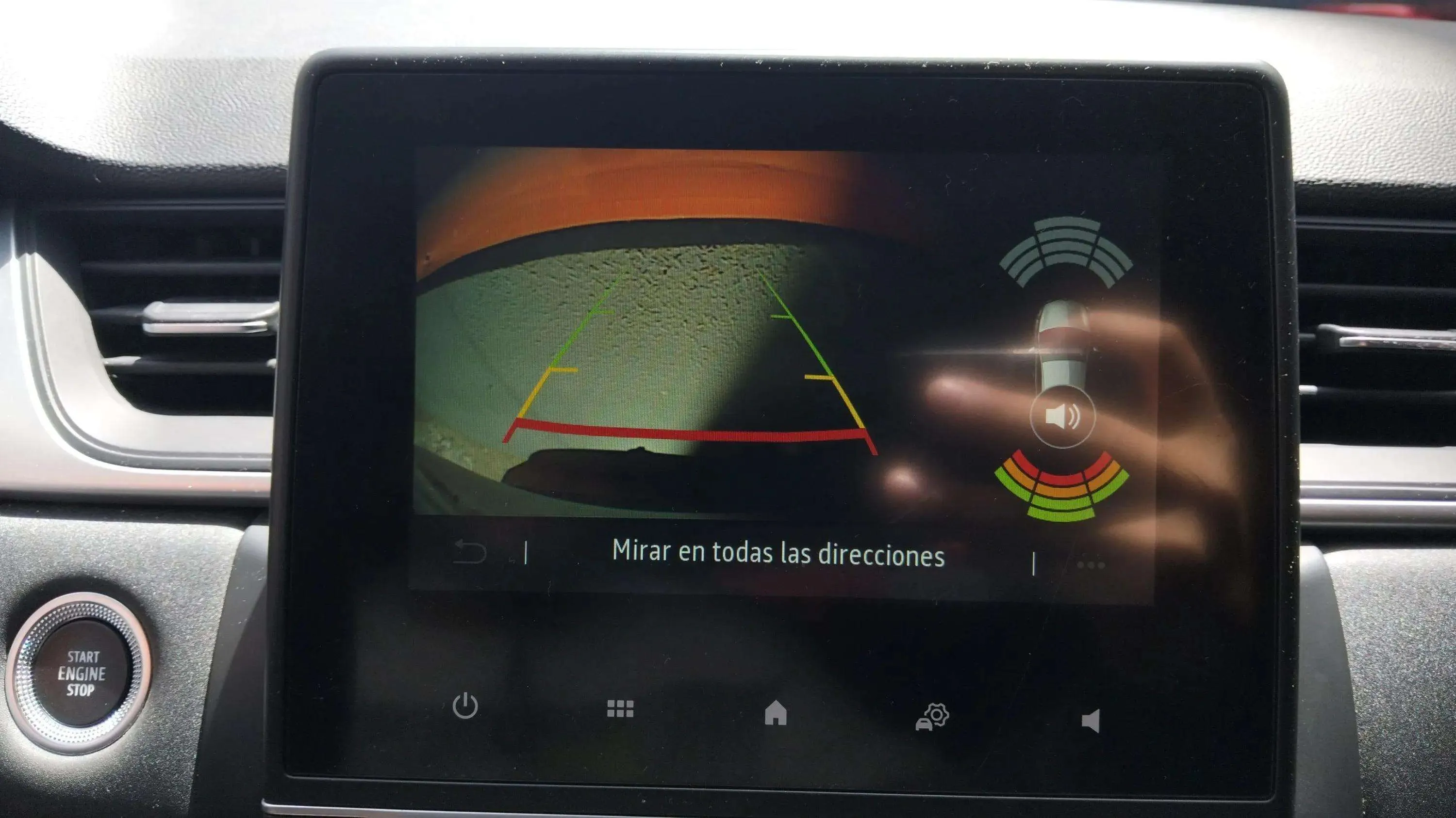 Renault Captur Zen E-Tech Híbrido enchufable - foto 11