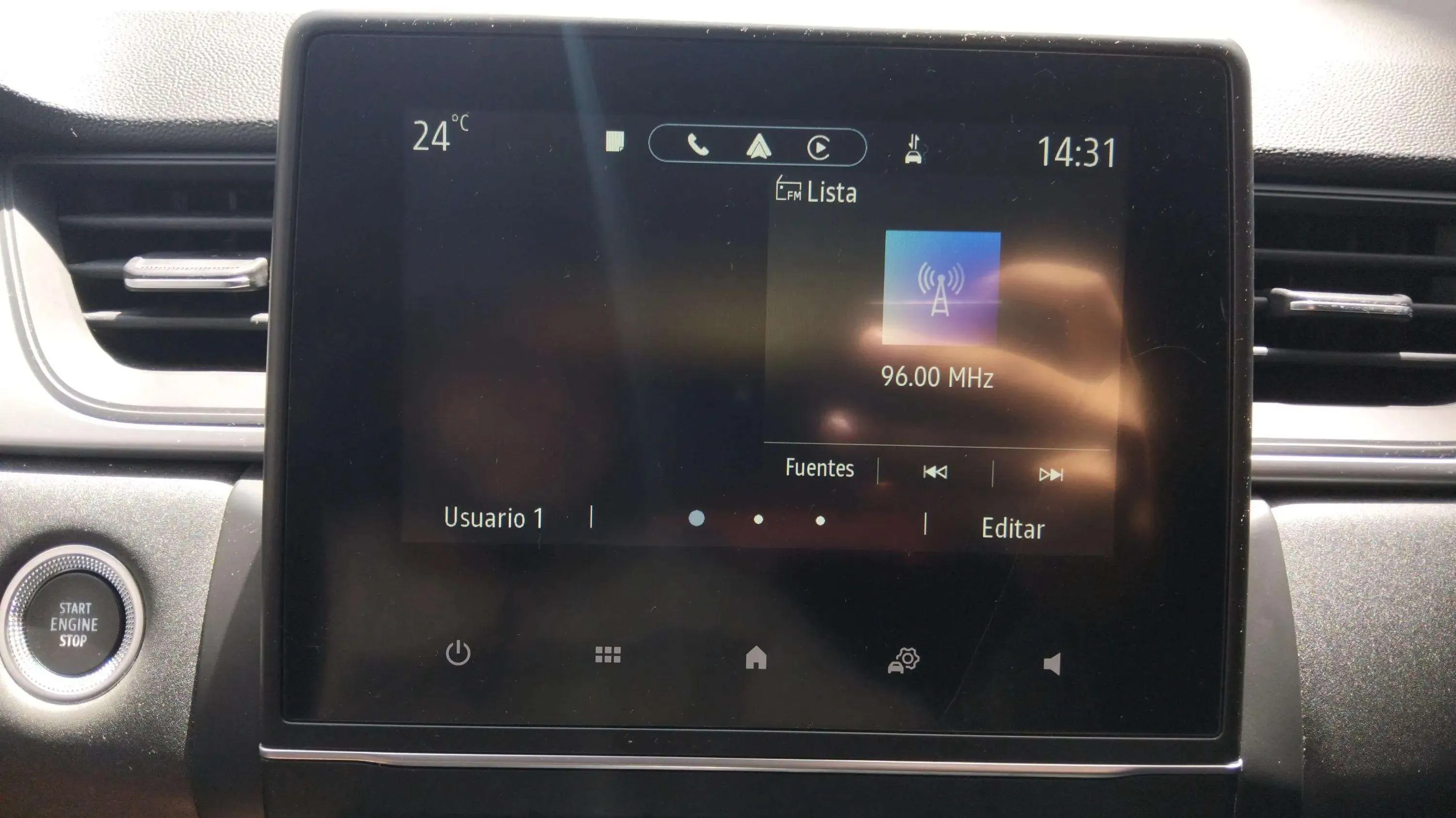 Renault Captur Zen E-Tech Híbrido enchufable - foto 9